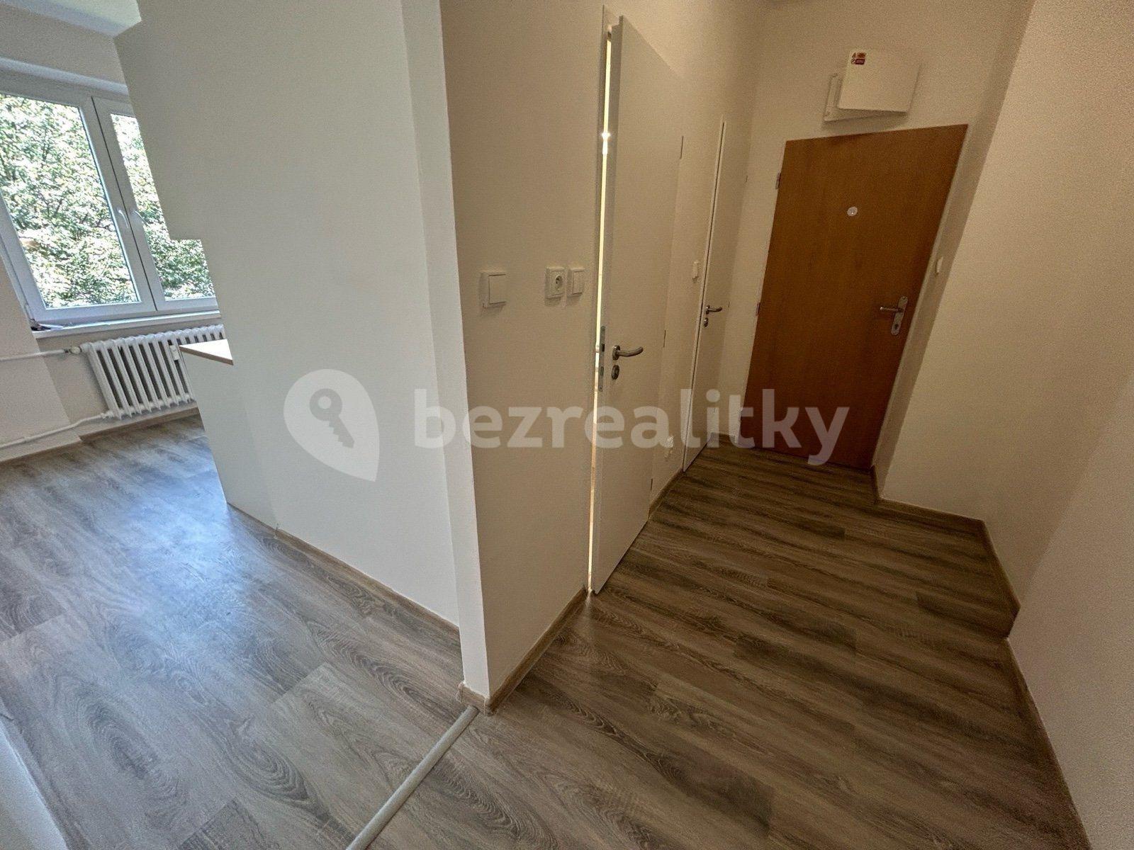 Prenájom bytu 2-izbový 51 m², Holubova, Karviná, Moravskoslezský kraj