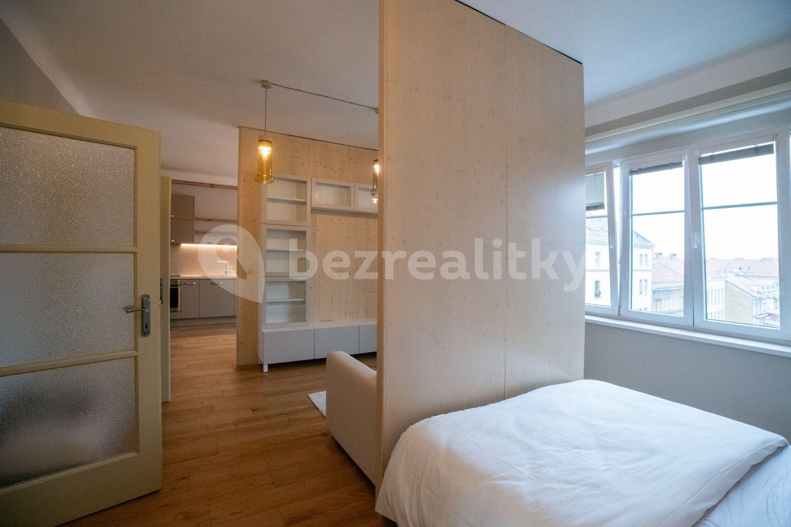 Prenájom bytu 2-izbový 53 m², Sokolovská, Praha, Praha