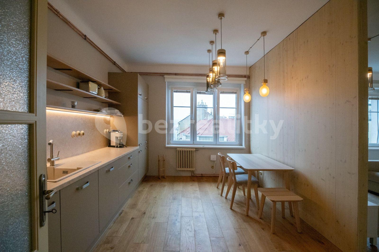 Prenájom bytu 2-izbový 53 m², Sokolovská, Praha, Praha