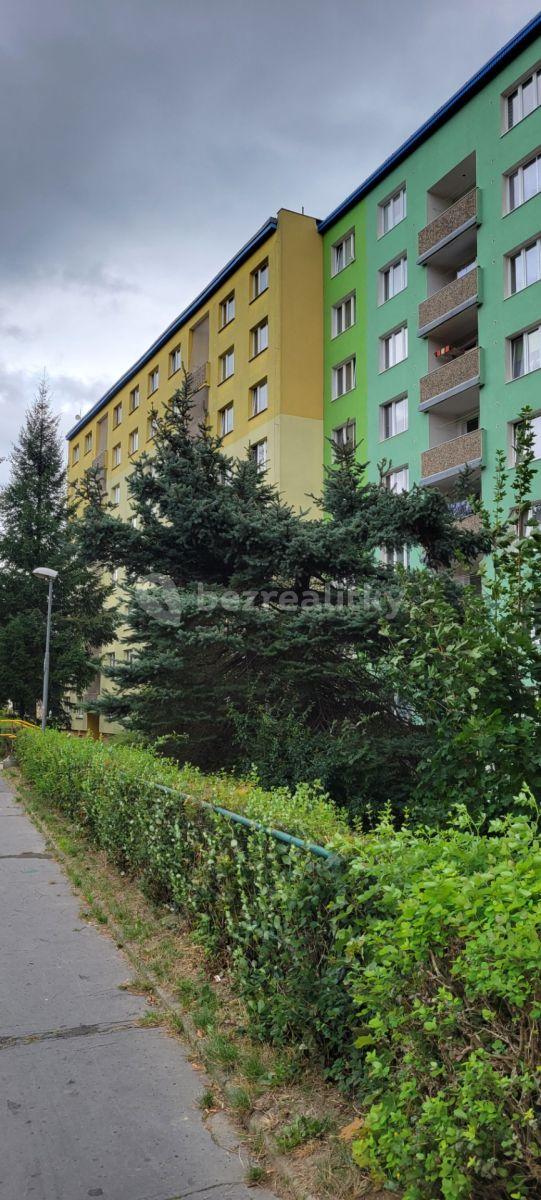 Prenájom bytu 1-izbový 36 m², Školní pěšina, Chomutov, Ústecký kraj