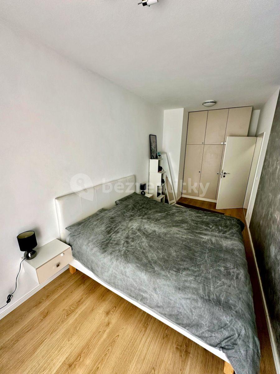 Predaj bytu 2-izbový 62 m², Chlupáčova, Praha, Praha