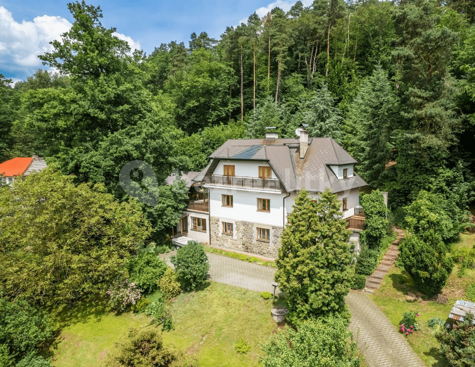 Predaj domu 305 m², pozemek 2.428 m², Nad rybníkem, Mnichovice, Středočeský kraj