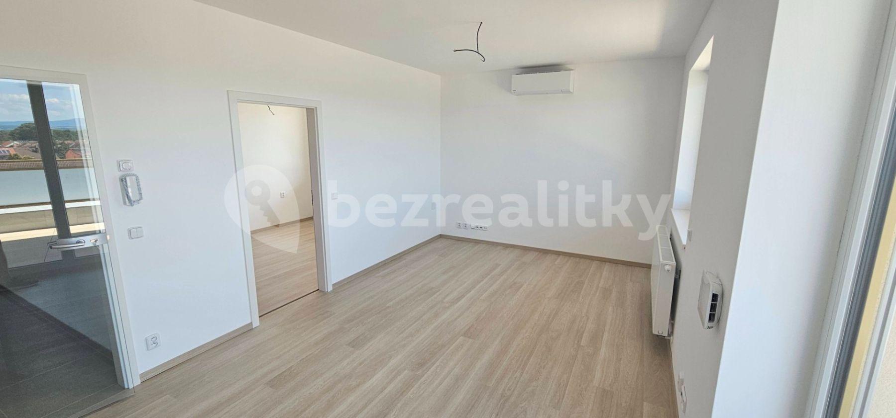 Prenájom bytu 2-izbový 87 m², Novohradská, České Budějovice, Jihočeský kraj