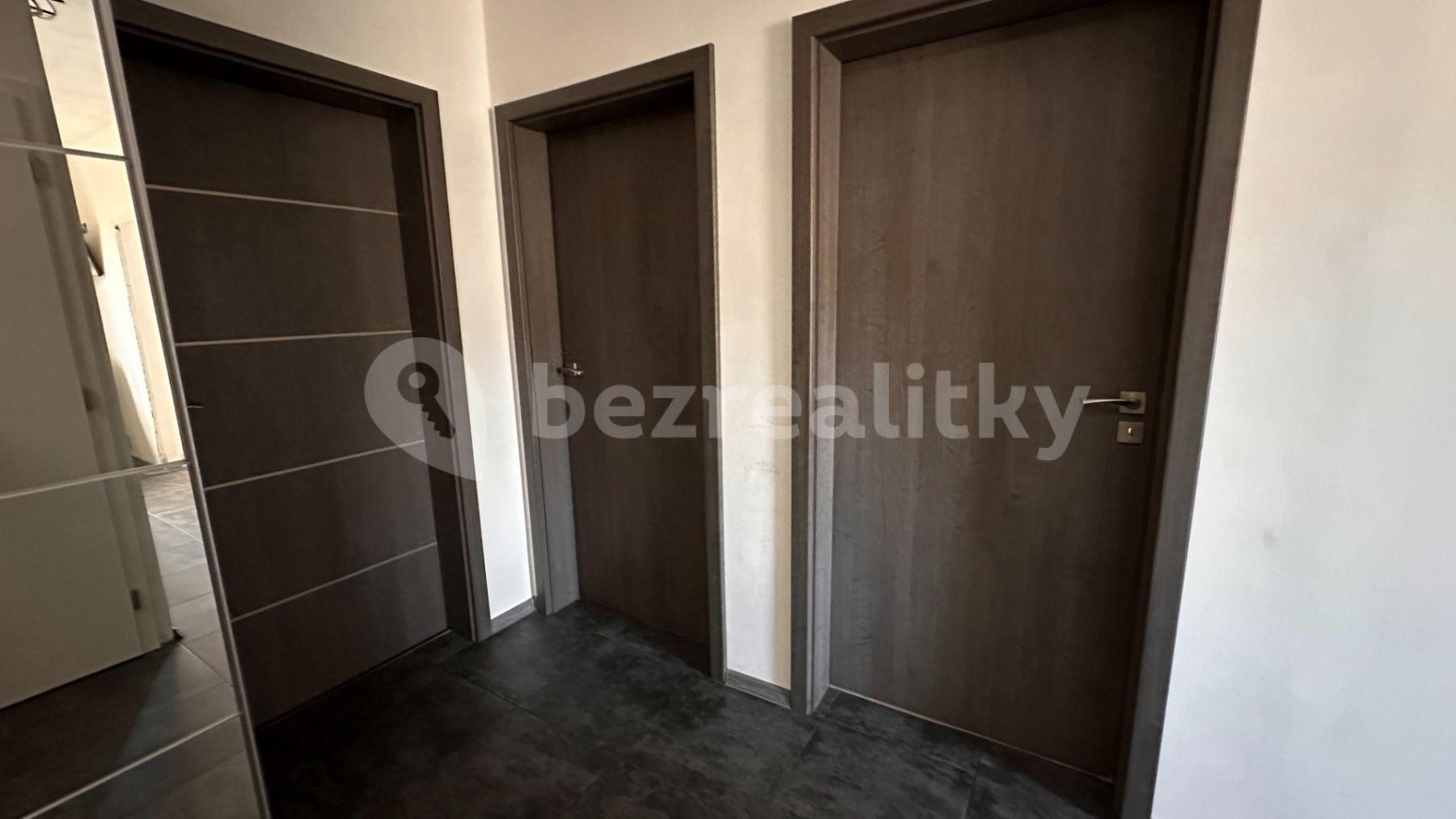 Predaj bytu 4-izbový 80 m², Sportovní, Loket, Karlovarský kraj