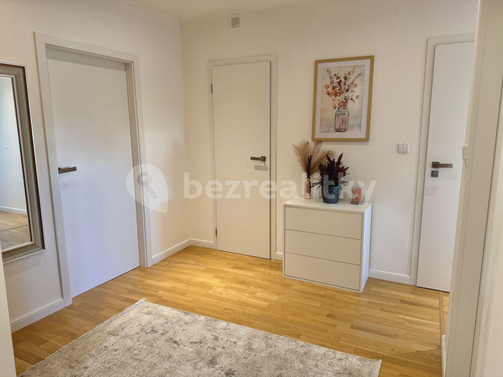 Predaj bytu 3-izbový 70 m², Tupolevova, Praha, Praha