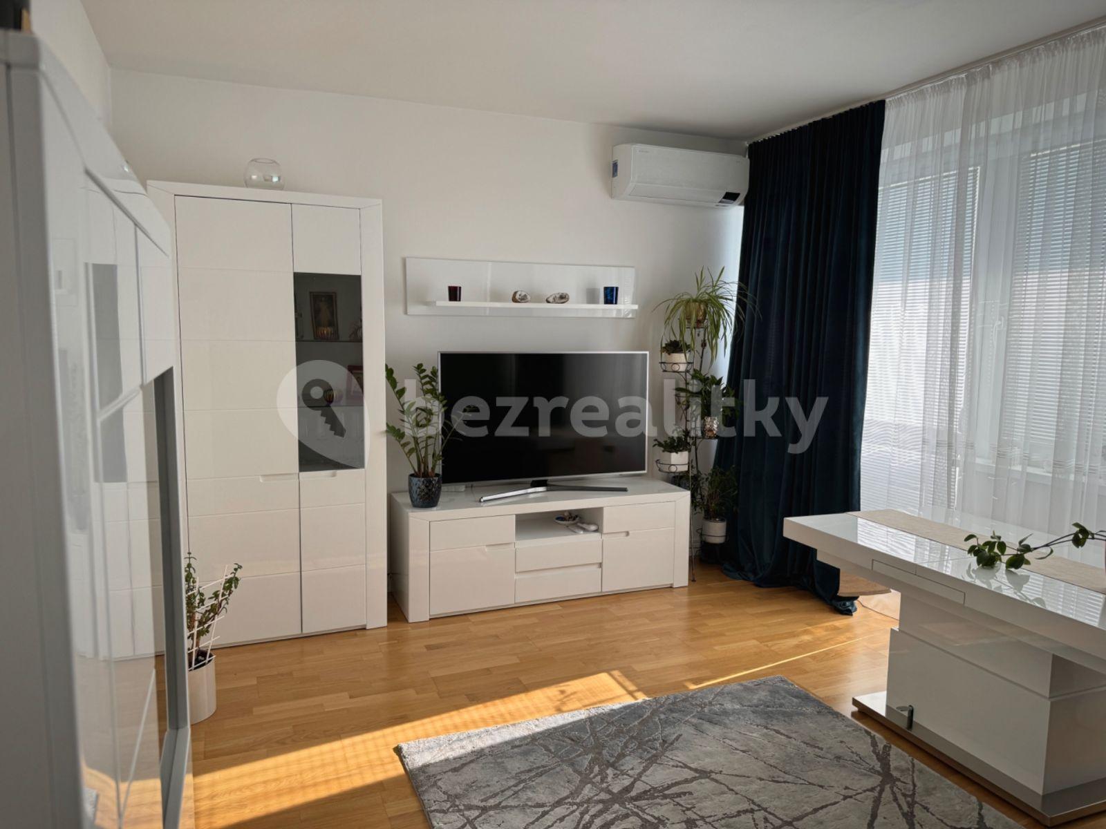 Predaj bytu 3-izbový 70 m², Tupolevova, Praha, Praha