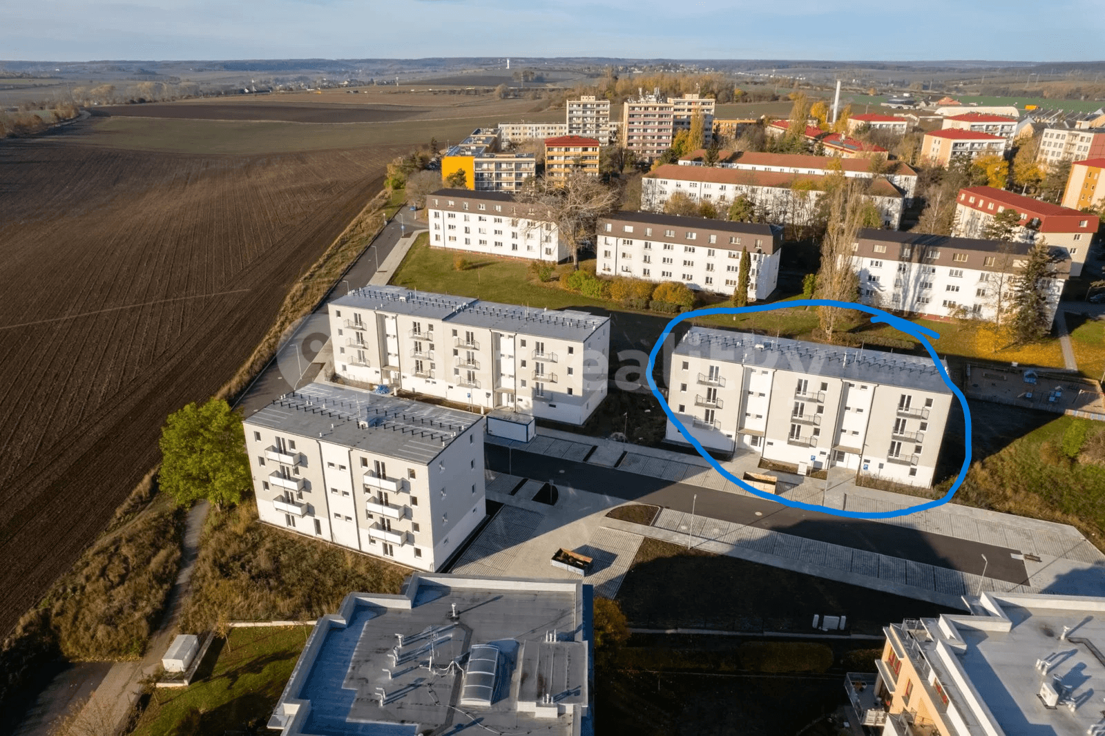 Prenájom bytu 2-izbový 38 m², Prokopa Holého, Slaný, Středočeský kraj