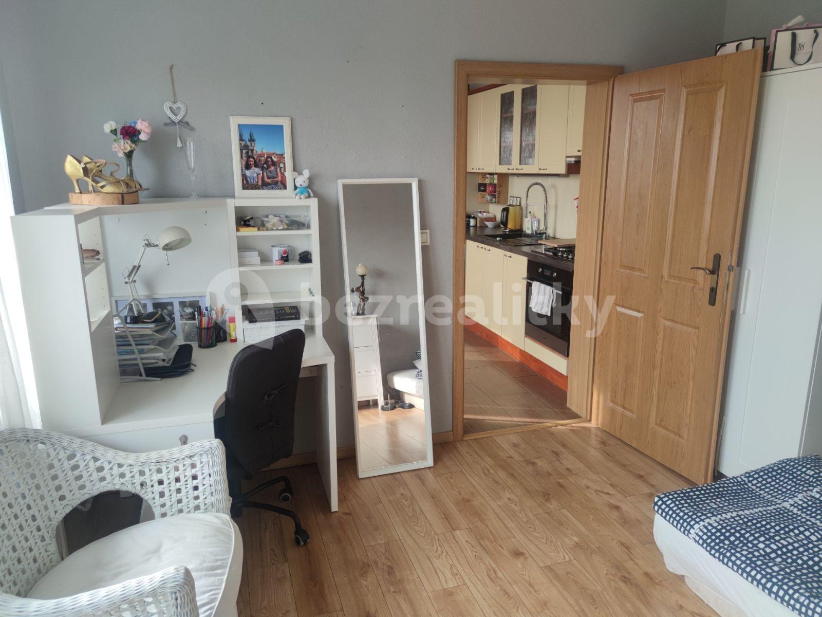 Predaj bytu 3-izbový 76 m², Tuklatská, Praha, Praha