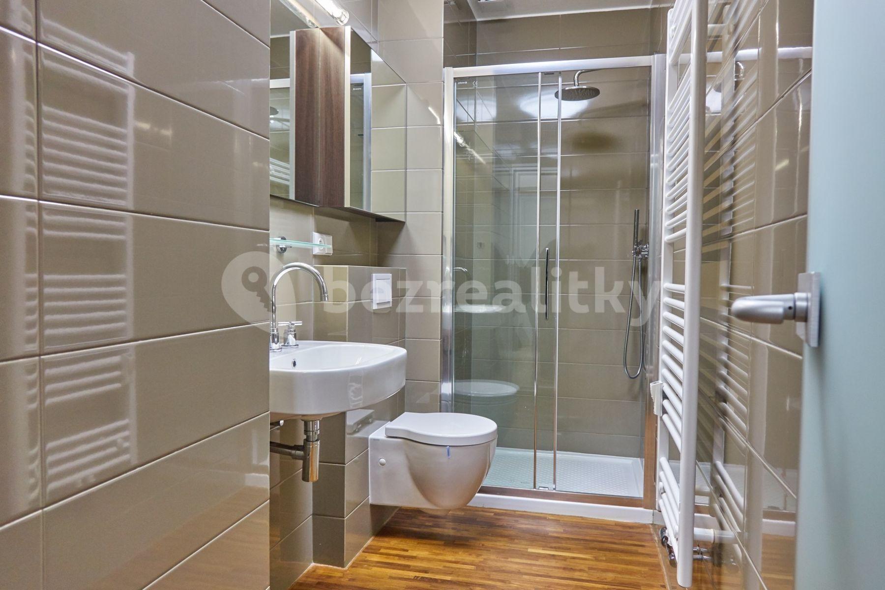 Prenájom bytu 2-izbový 48 m², Velvarská, Praha, Praha