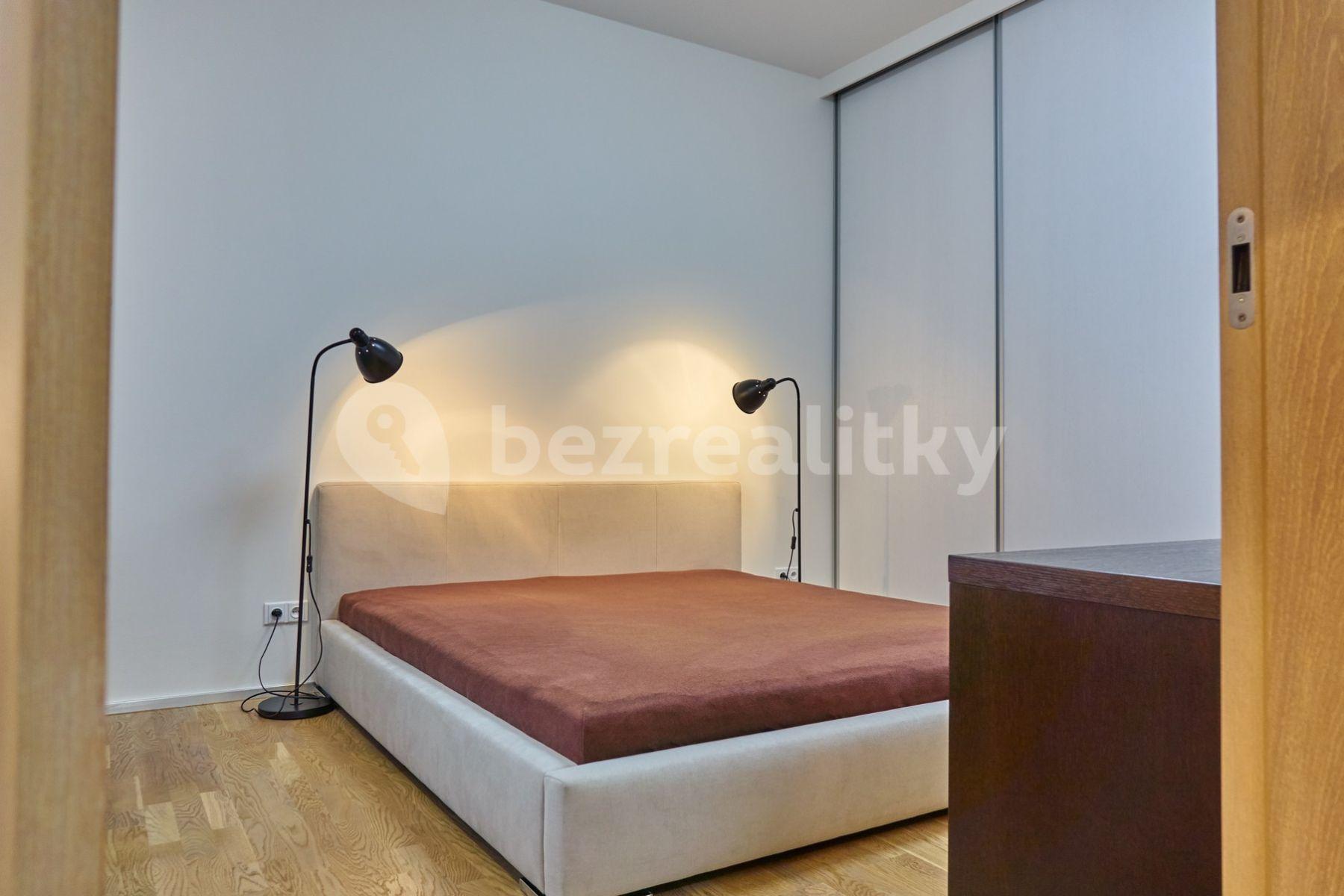 Prenájom bytu 2-izbový 48 m², Velvarská, Praha, Praha