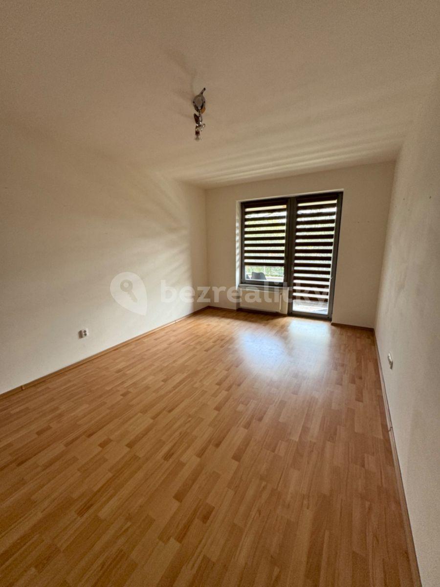 Prenájom bytu 2-izbový 48 m², Roháčova, Kolín, Středočeský kraj