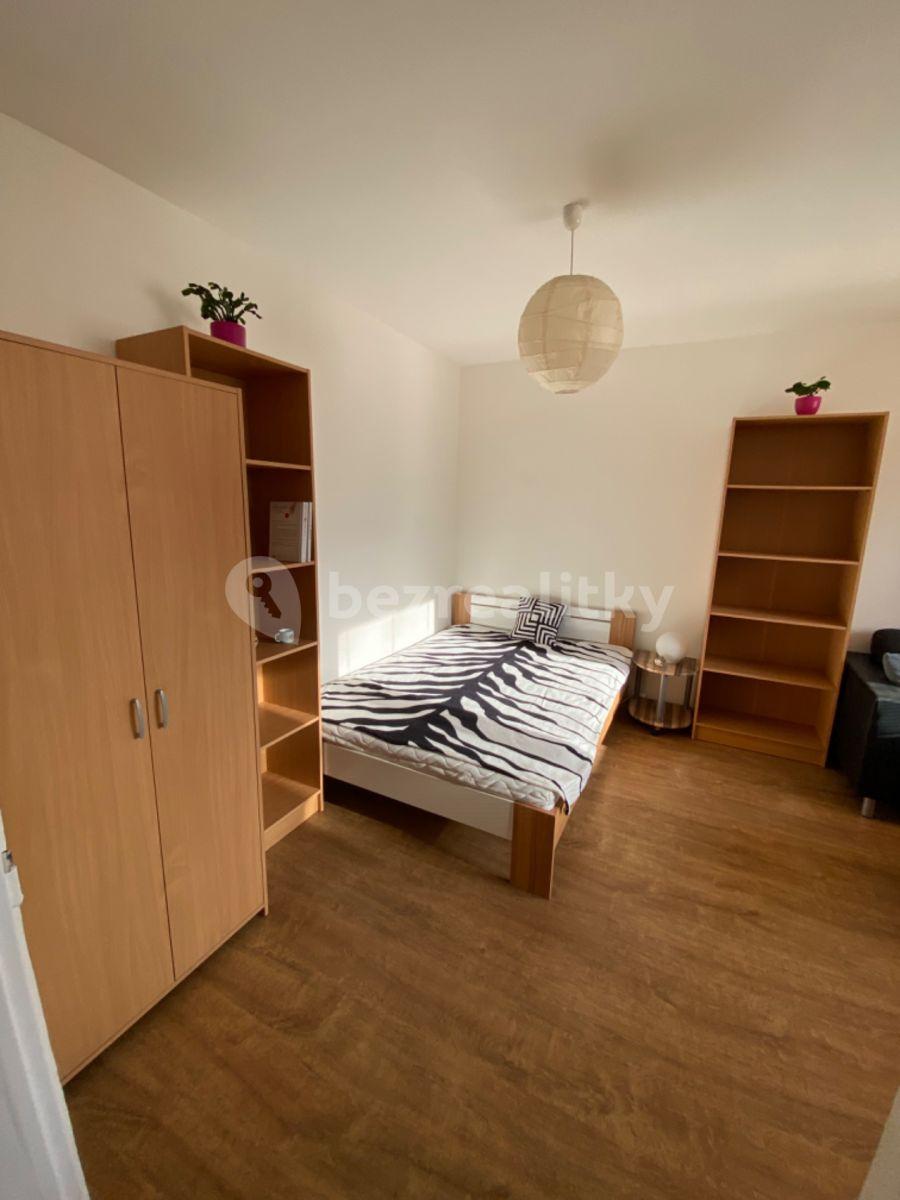 Prenájom bytu 2-izbový 40 m², Střelecký vrch, Chrastava, Liberecký kraj