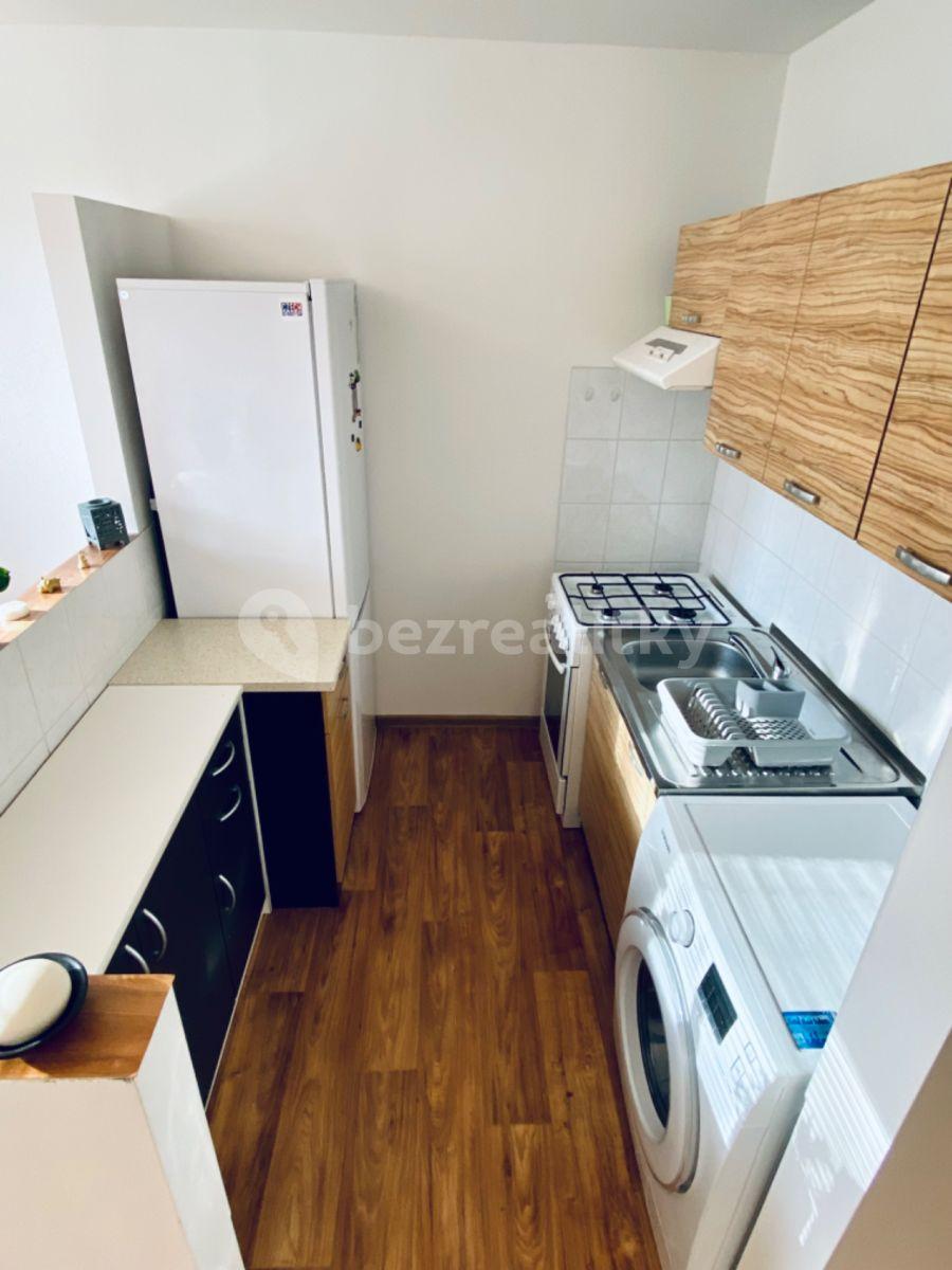 Prenájom bytu 2-izbový 40 m², Střelecký vrch, Chrastava, Liberecký kraj