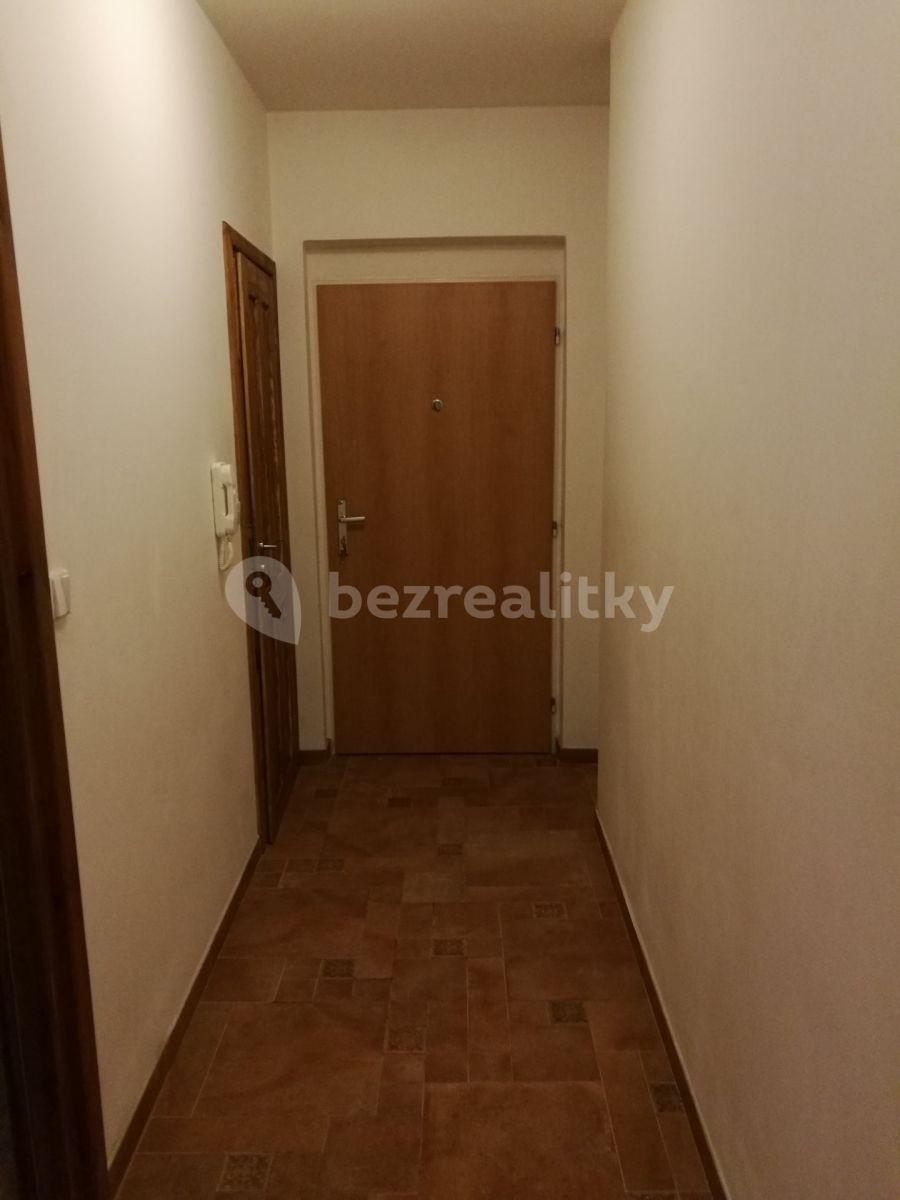 Prenájom bytu 2-izbový 53 m², Nad Údolím, Husinec, Středočeský kraj