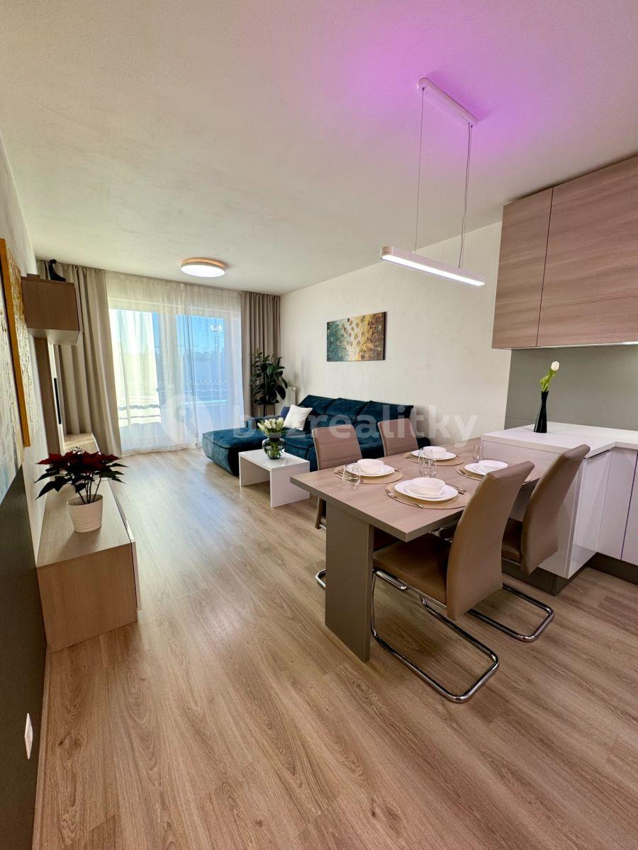 Predaj bytu 2-izbový 74 m², Petrohradská, Praha, Praha