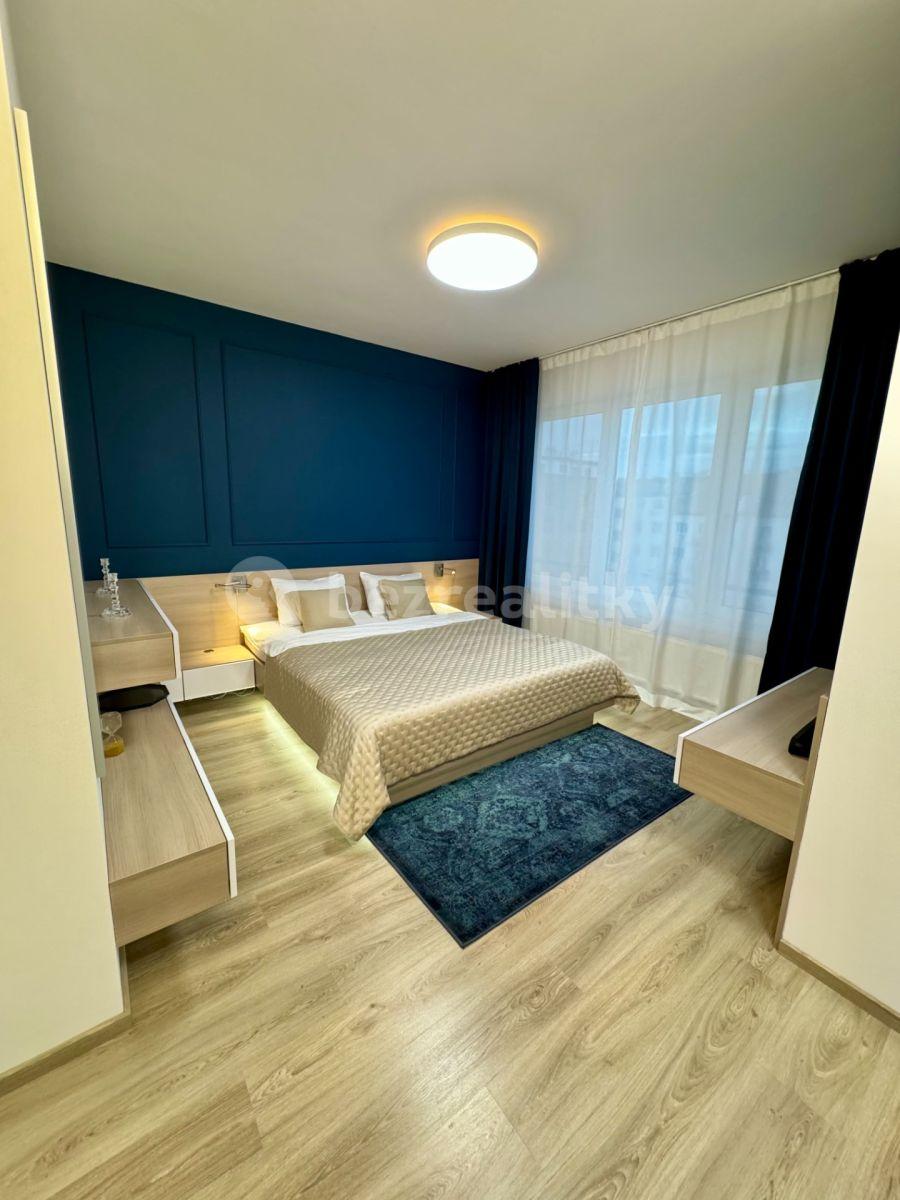 Predaj bytu 2-izbový 74 m², Petrohradská, Praha, Praha