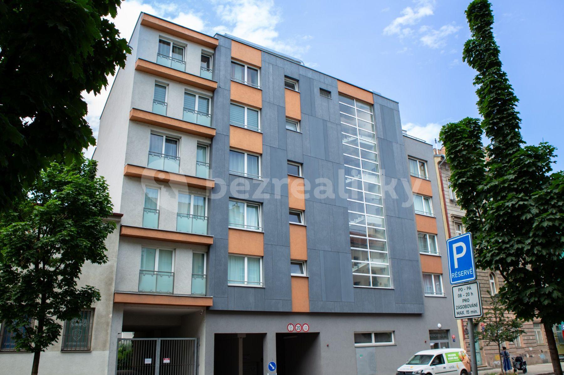 Predaj bytu 2-izbový 74 m², Petrohradská, Praha, Praha