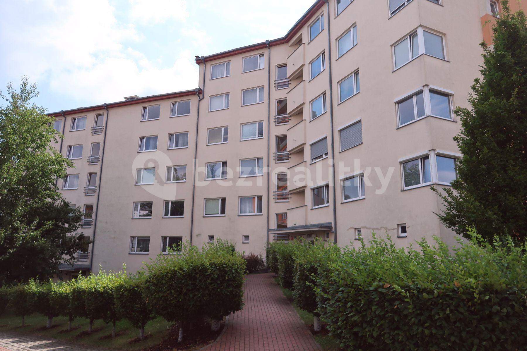 Prenájom bytu 2-izbový 65 m², Praha, Praha