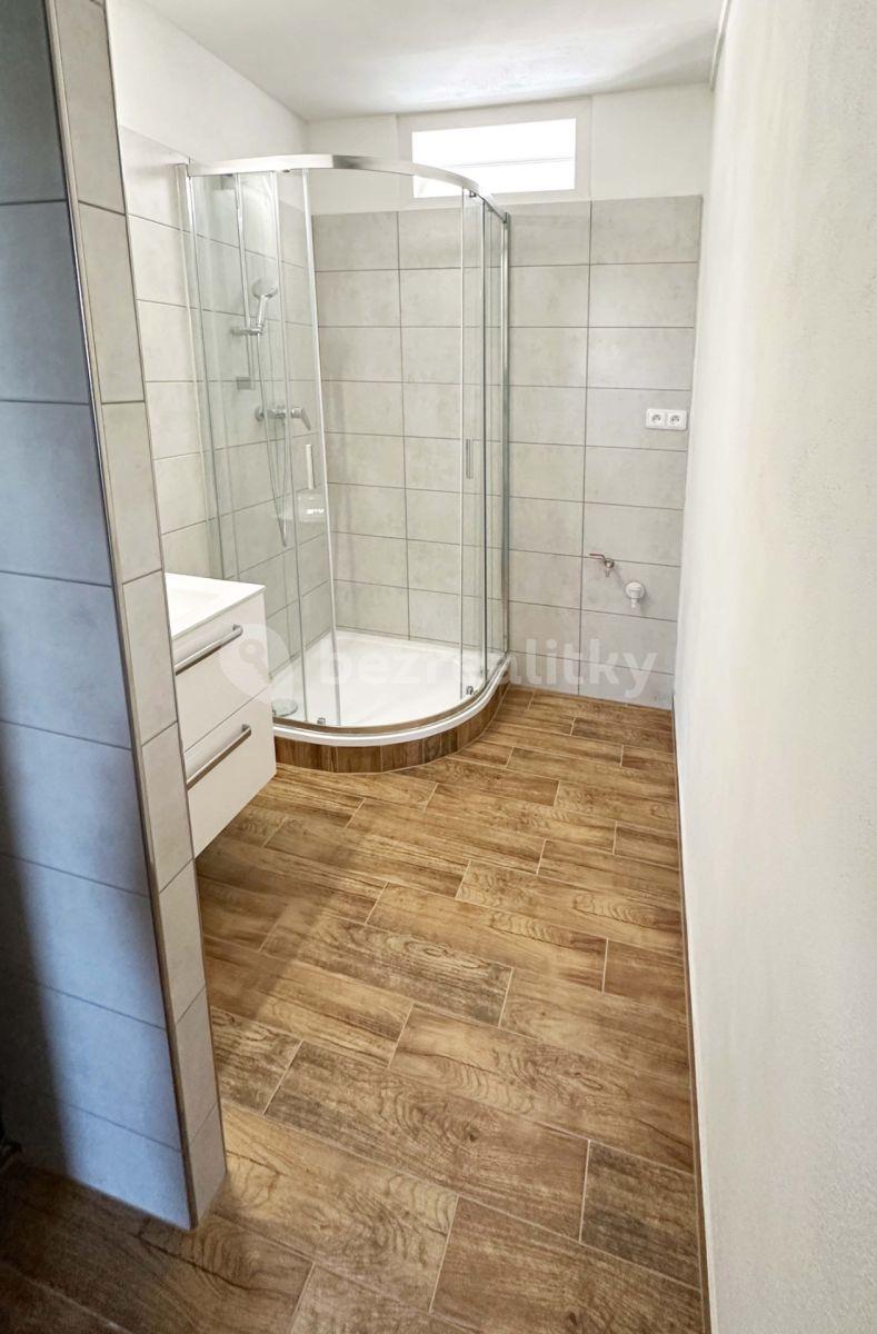 Prenájom bytu 2-izbový 52 m², Kainarova, Přerov, Olomoucký kraj