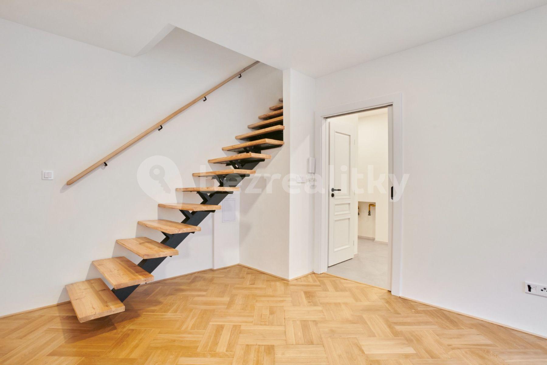 Predaj bytu 3-izbový 84 m², Bulharská, Praha, Praha