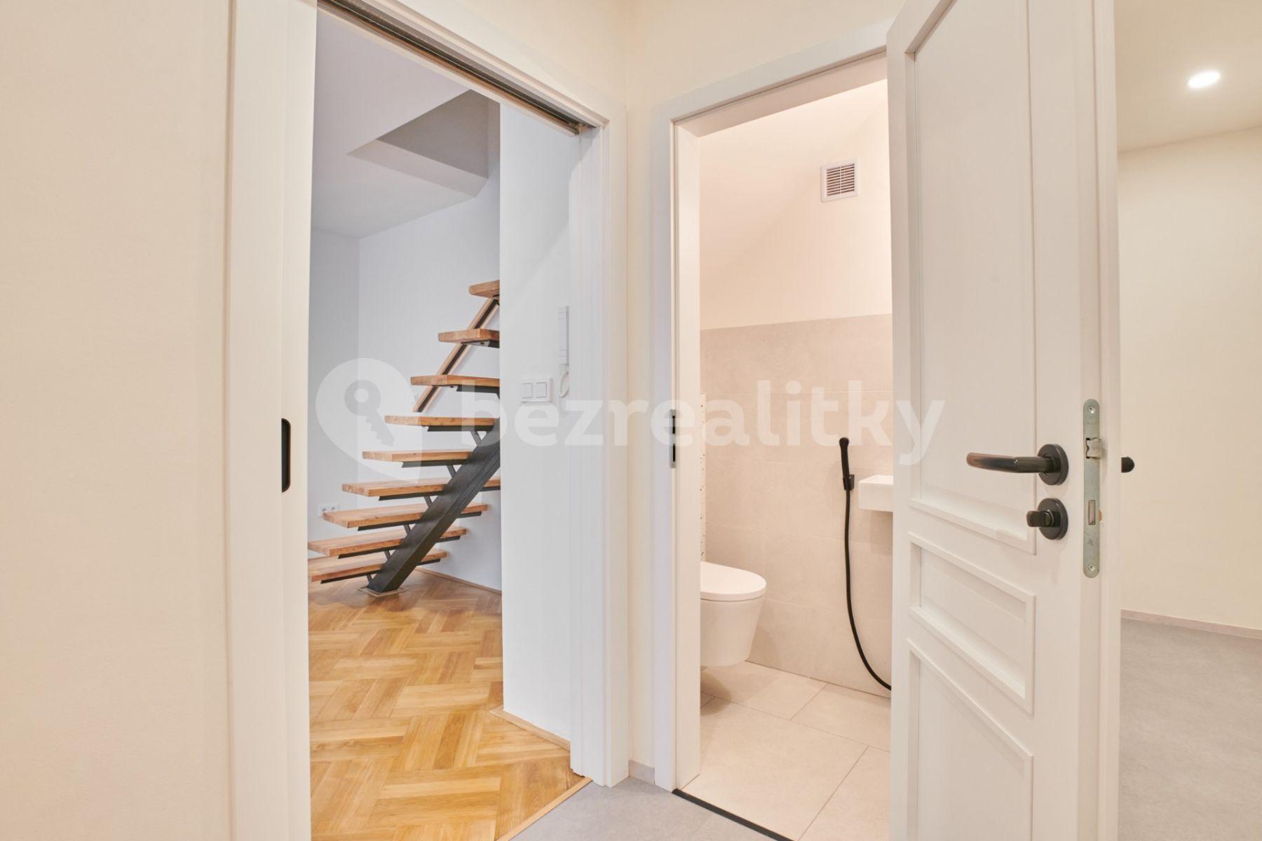 Predaj bytu 3-izbový 84 m², Bulharská, Praha, Praha