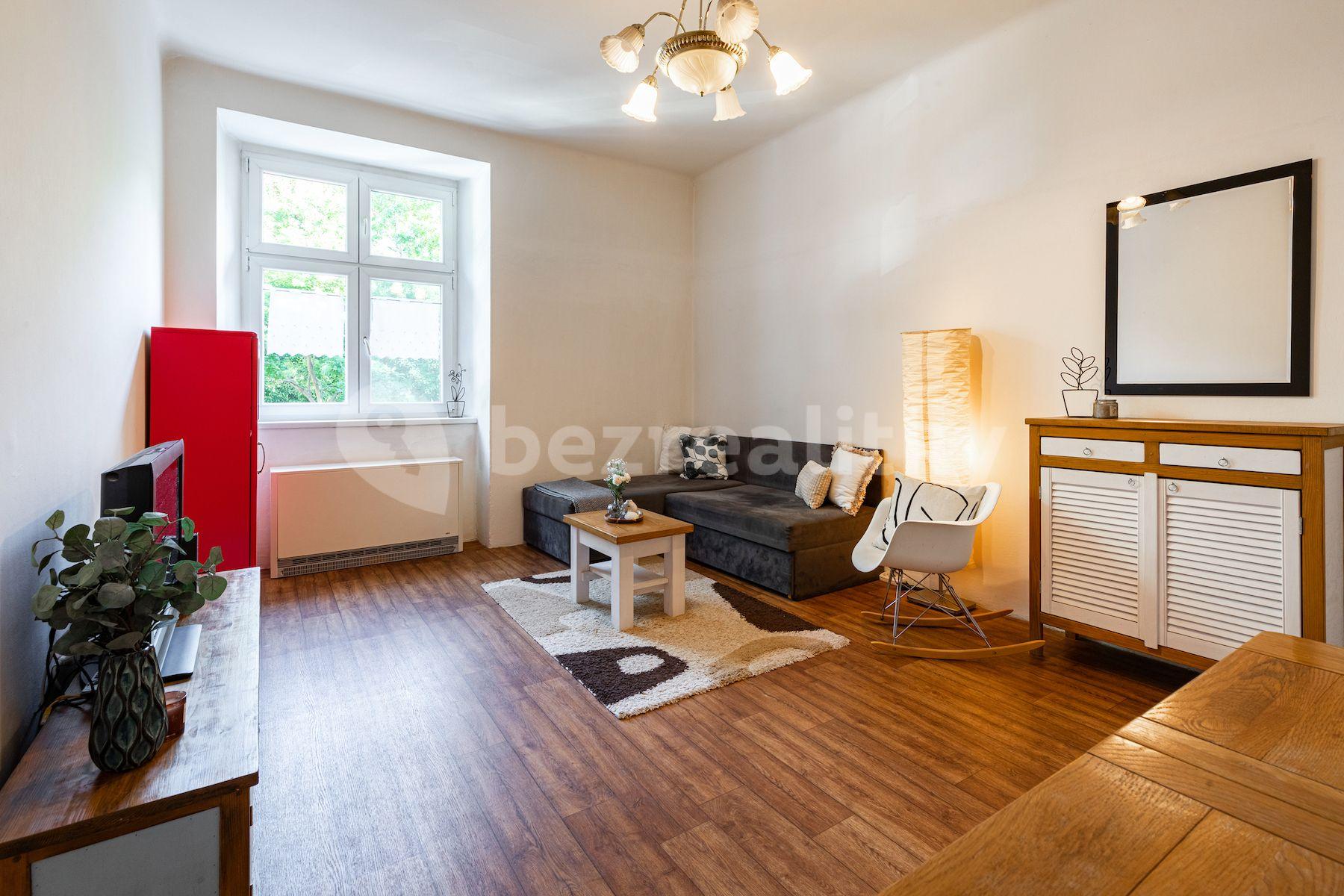 Predaj bytu 2-izbový 53 m², Komunardů, Praha, Praha