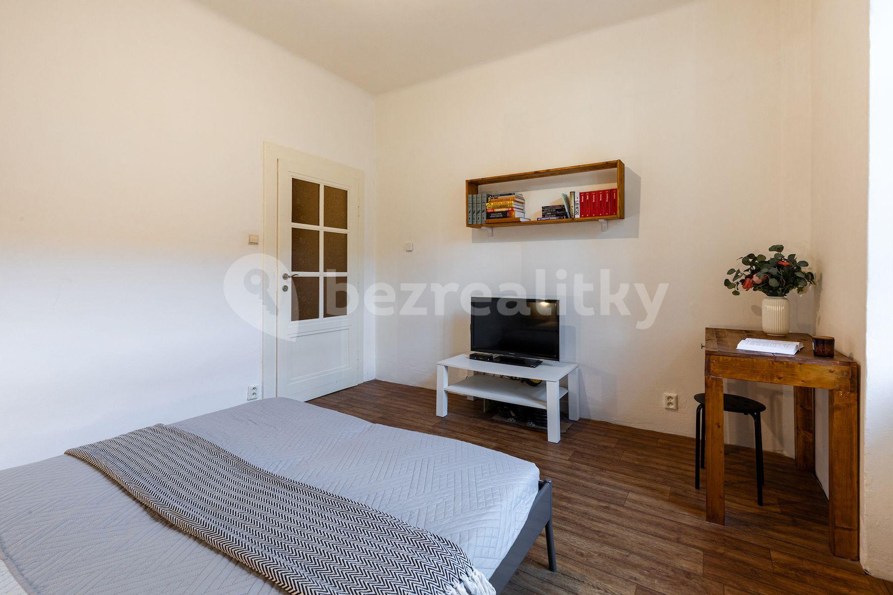 Predaj bytu 2-izbový 53 m², Komunardů, Praha, Praha