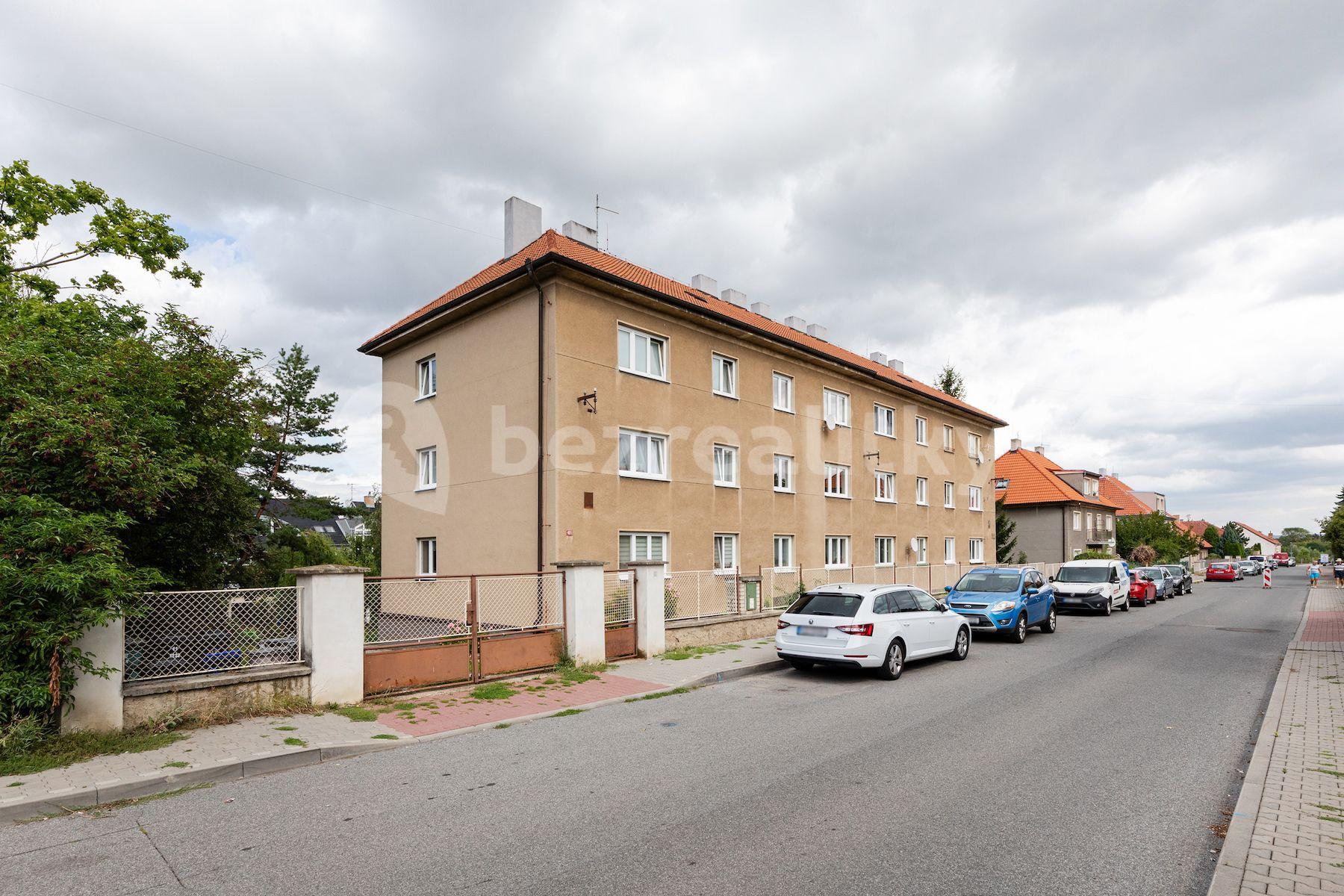 Predaj bytu 3-izbový 67 m², Školská, Hostivice, Středočeský kraj