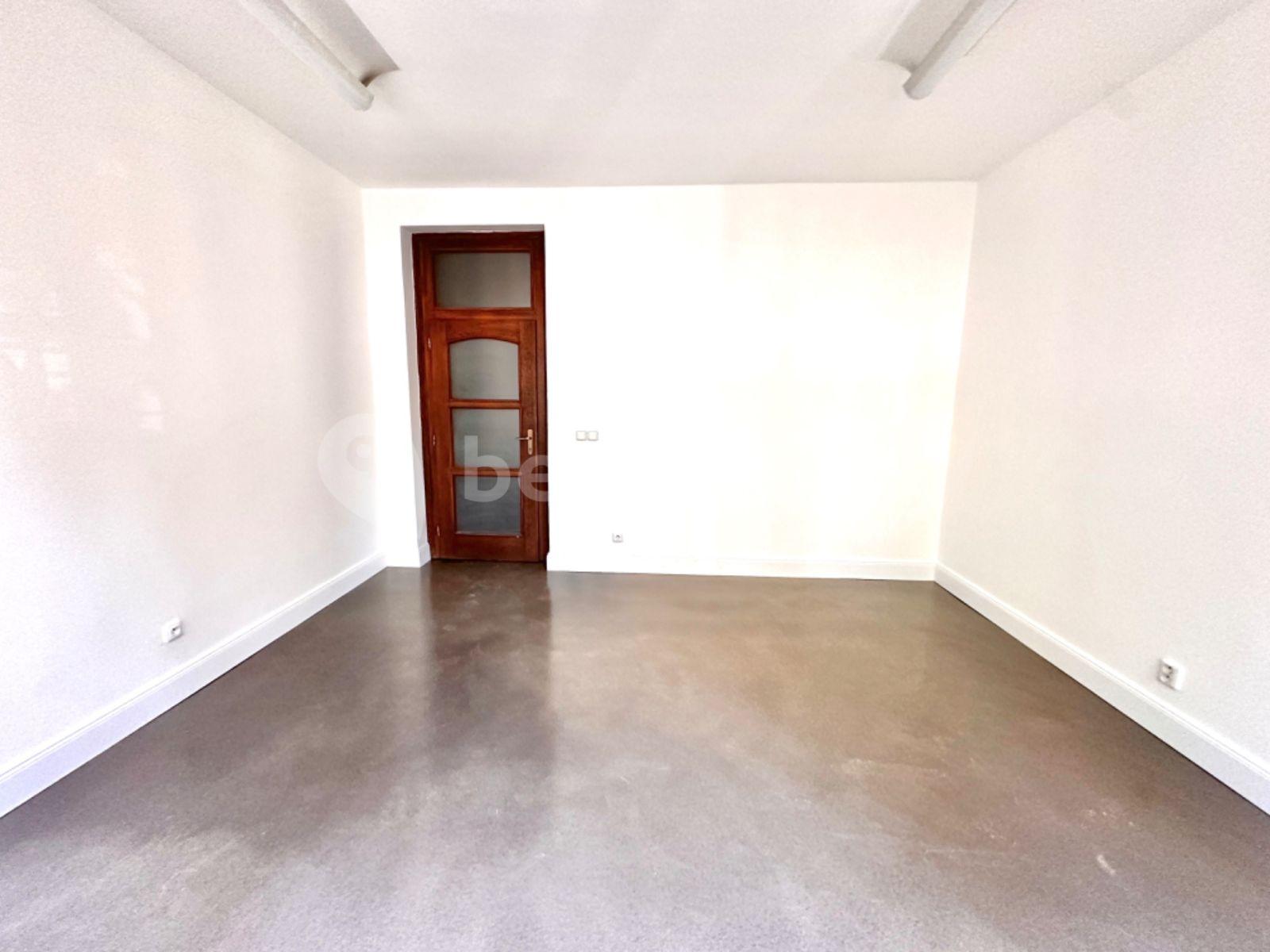 Prenájom kancelárie 70 m², Bělohorská, Praha, Praha