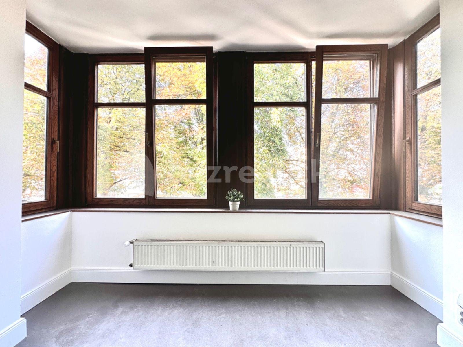 Prenájom kancelárie 70 m², Bělohorská, Praha, Praha