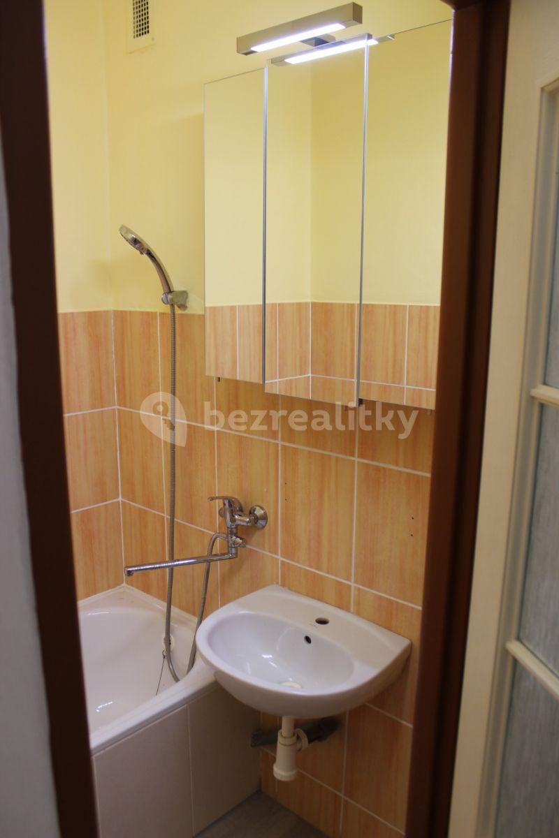 Prenájom bytu 2-izbový 56 m², Zahradní, Chodov, Karlovarský kraj