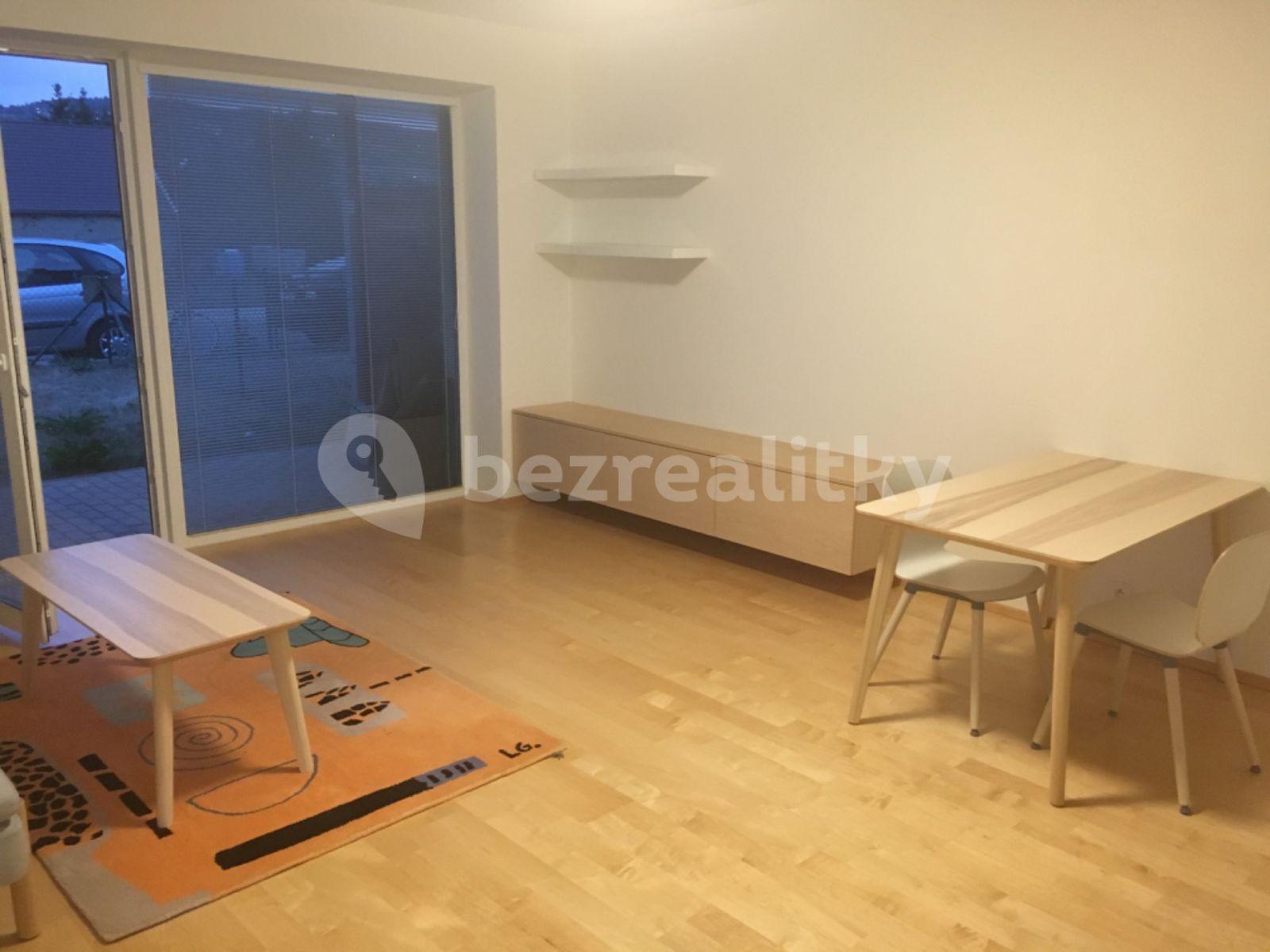 Prenájom bytu 2-izbový 58 m², U Statku, Hýskov, Středočeský kraj