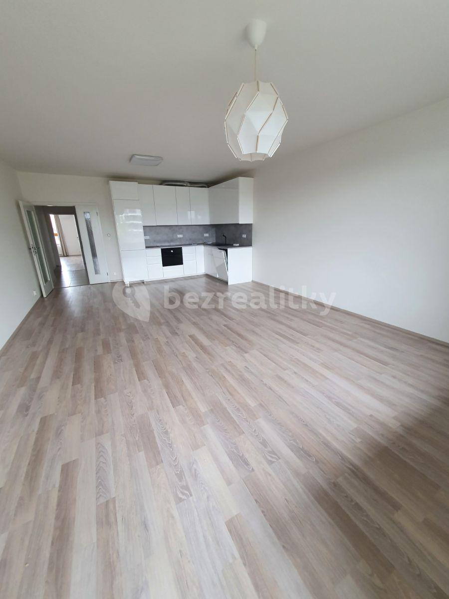 Prenájom bytu 3-izbový 96 m², K Vystrkovu, Praha, Praha