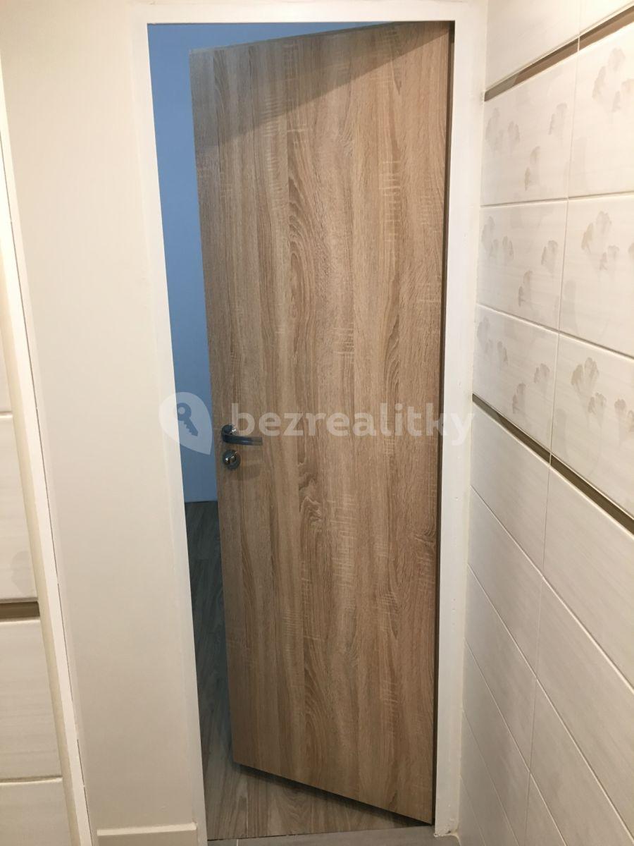 Prenájom bytu 2-izbový 68 m², Elišky Krásnohorské, Plzeň, Plzeňský kraj