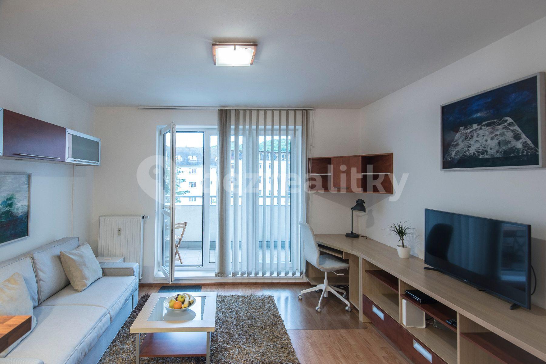 Prenájom bytu 2-izbový 46 m², Plzeňská, Praha, Praha