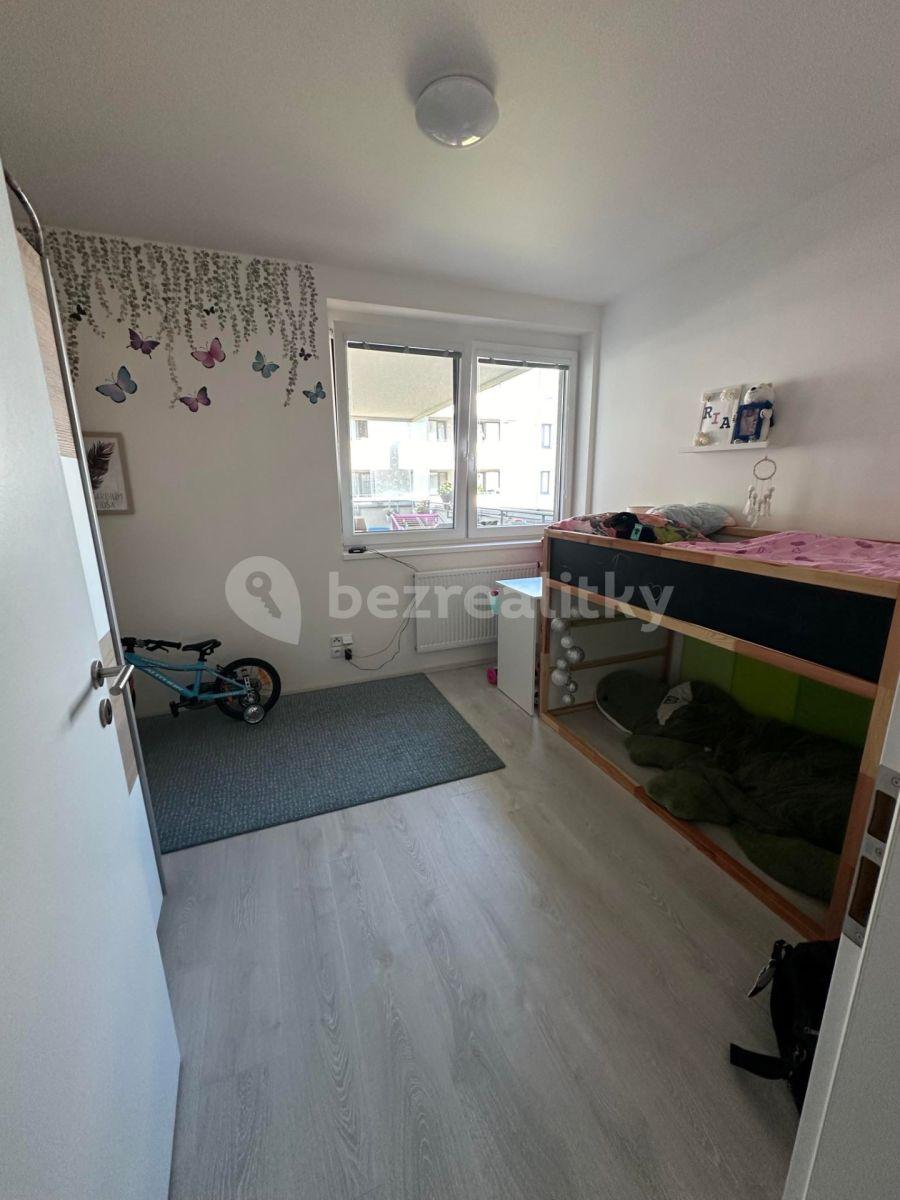 Prenájom bytu 4-izbový 104 m², Kryšpínova, Praha, Praha