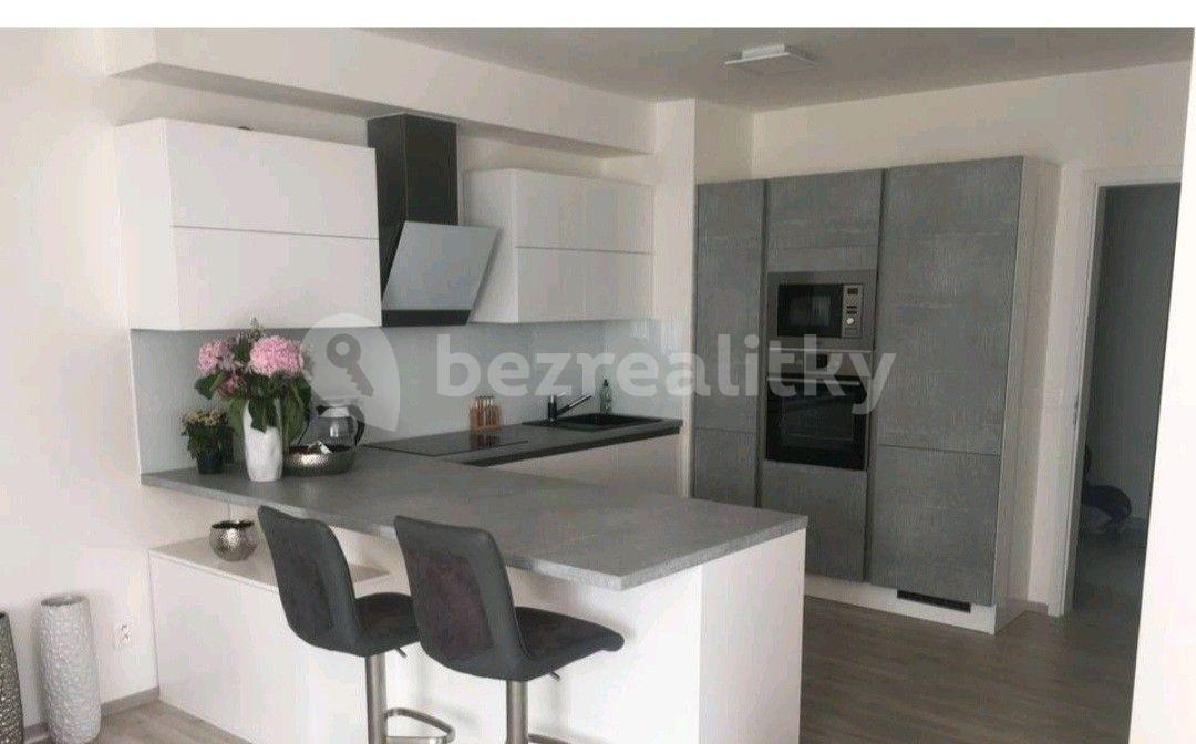 Predaj bytu 3-izbový 87 m², Strnadových, Praha, Praha