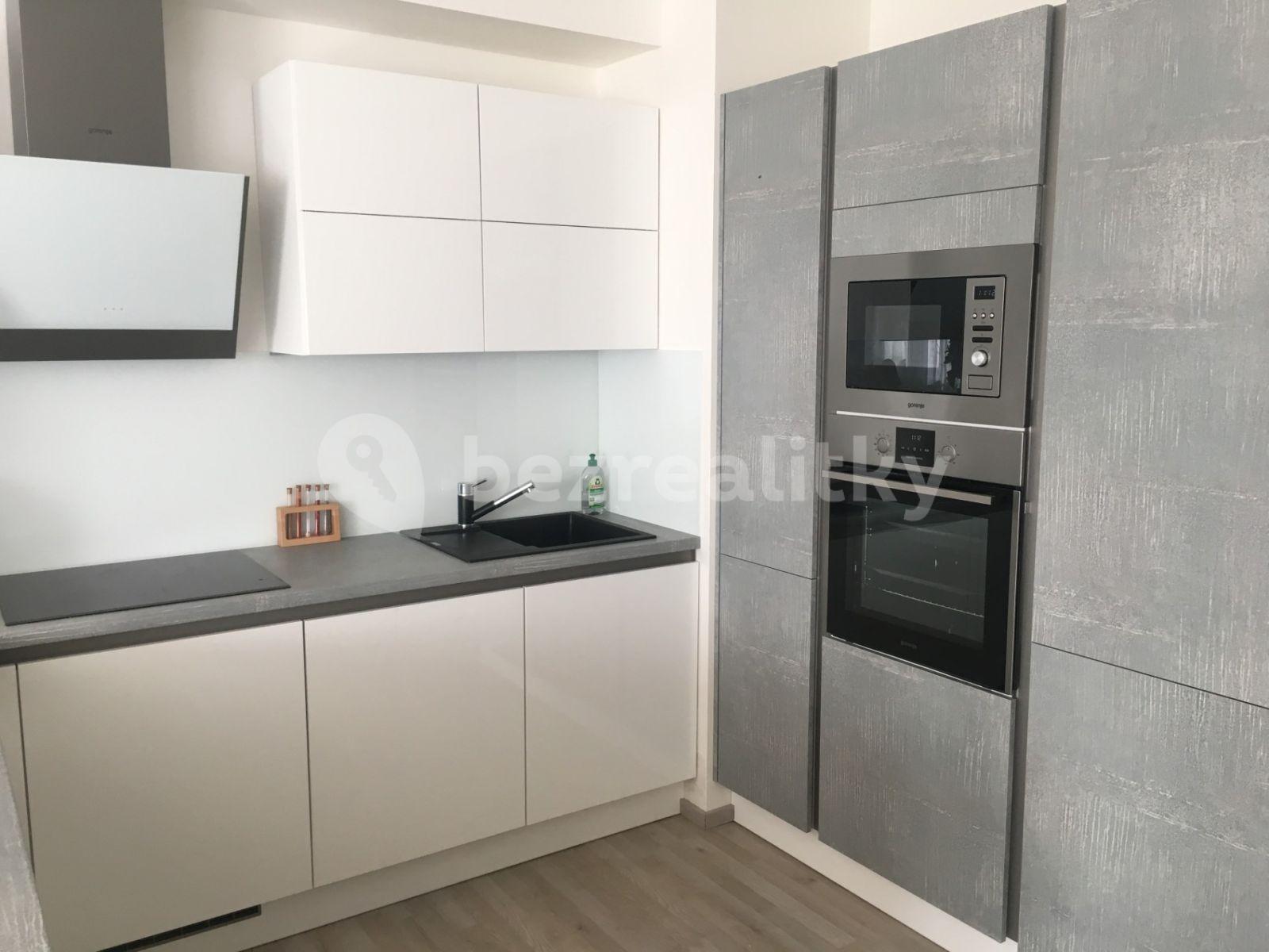 Predaj bytu 3-izbový 87 m², Strnadových, Praha, Praha