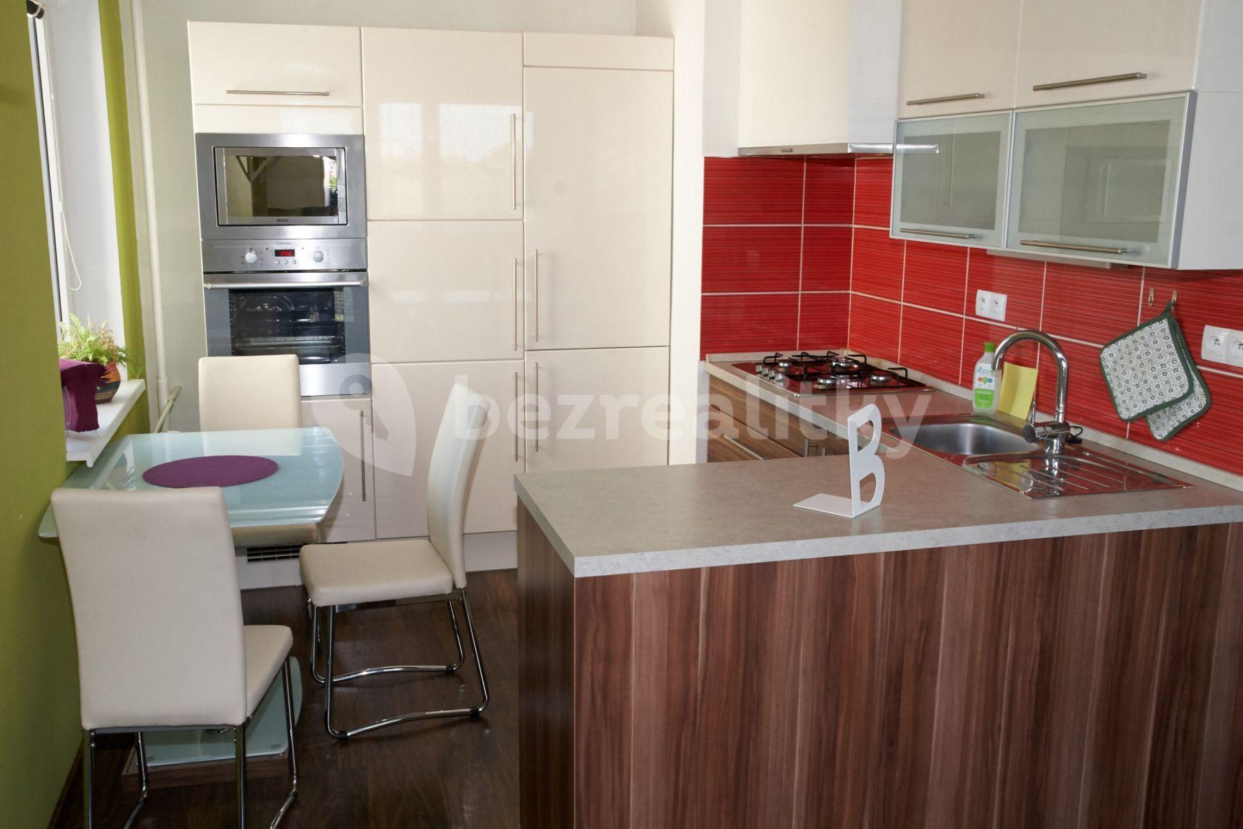 Prenájom bytu 2-izbový 42 m², Pod Lipami, Praha, Praha