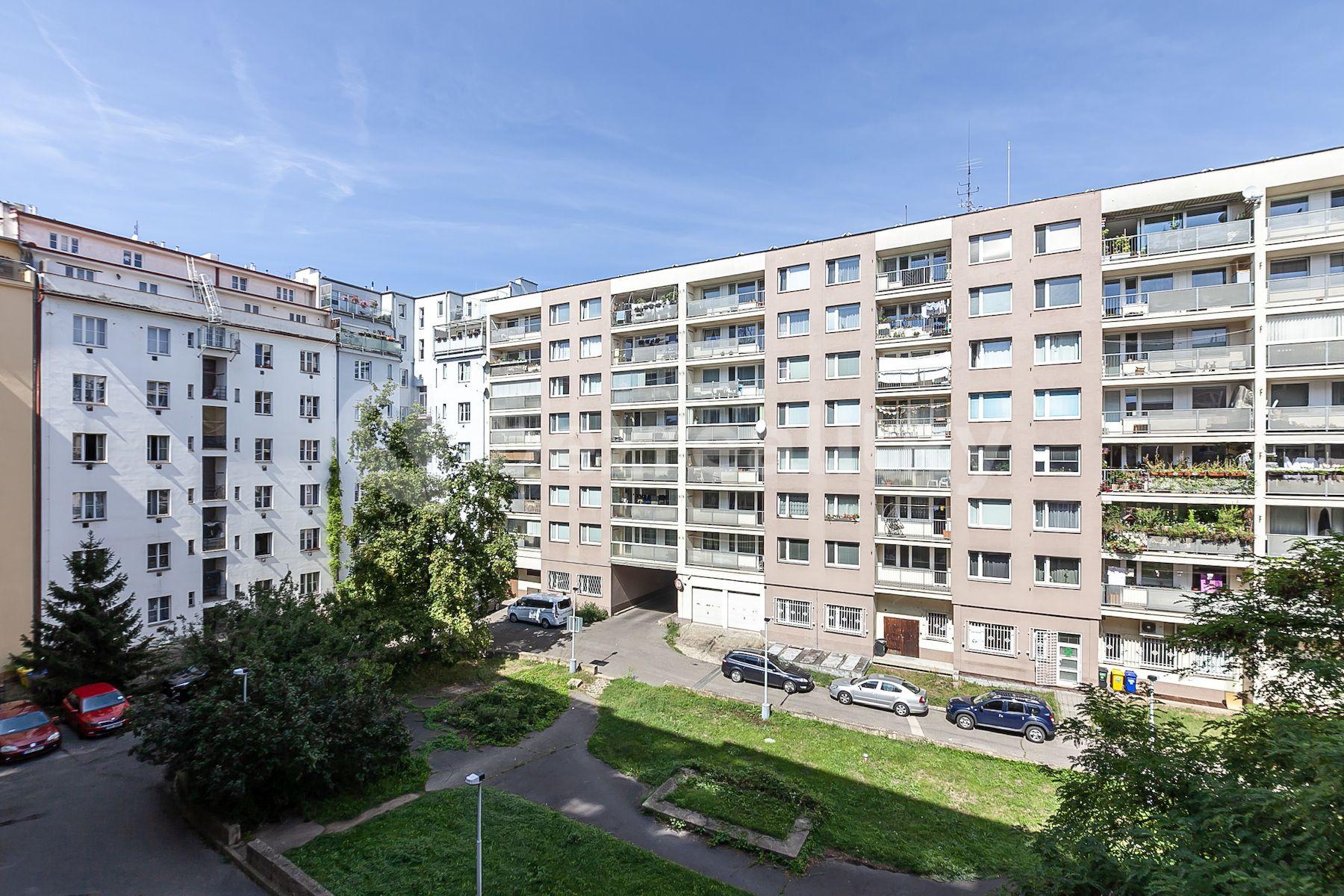 Predaj bytu 3-izbový 80 m², Jateční, Praha, Praha