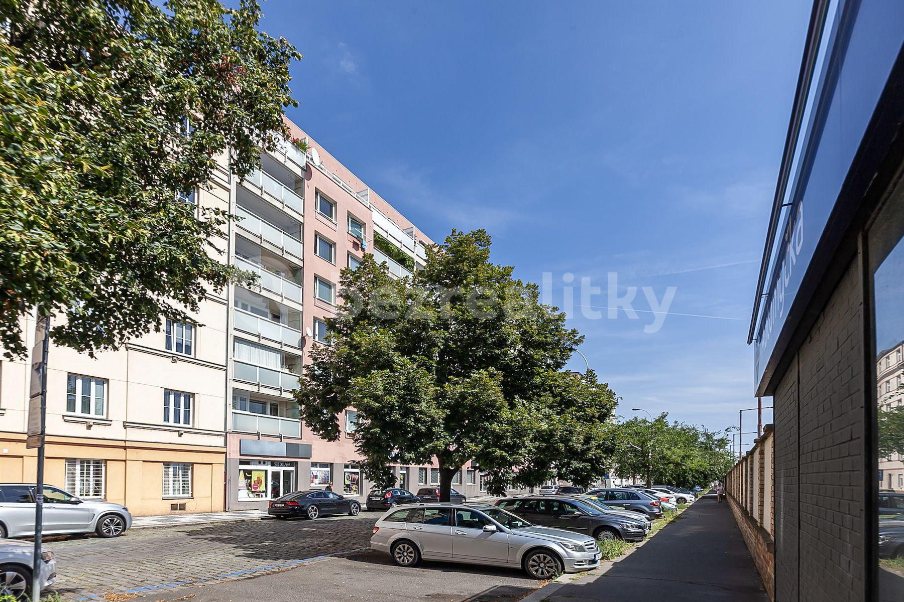 Predaj bytu 3-izbový 80 m², Jateční, Praha, Praha