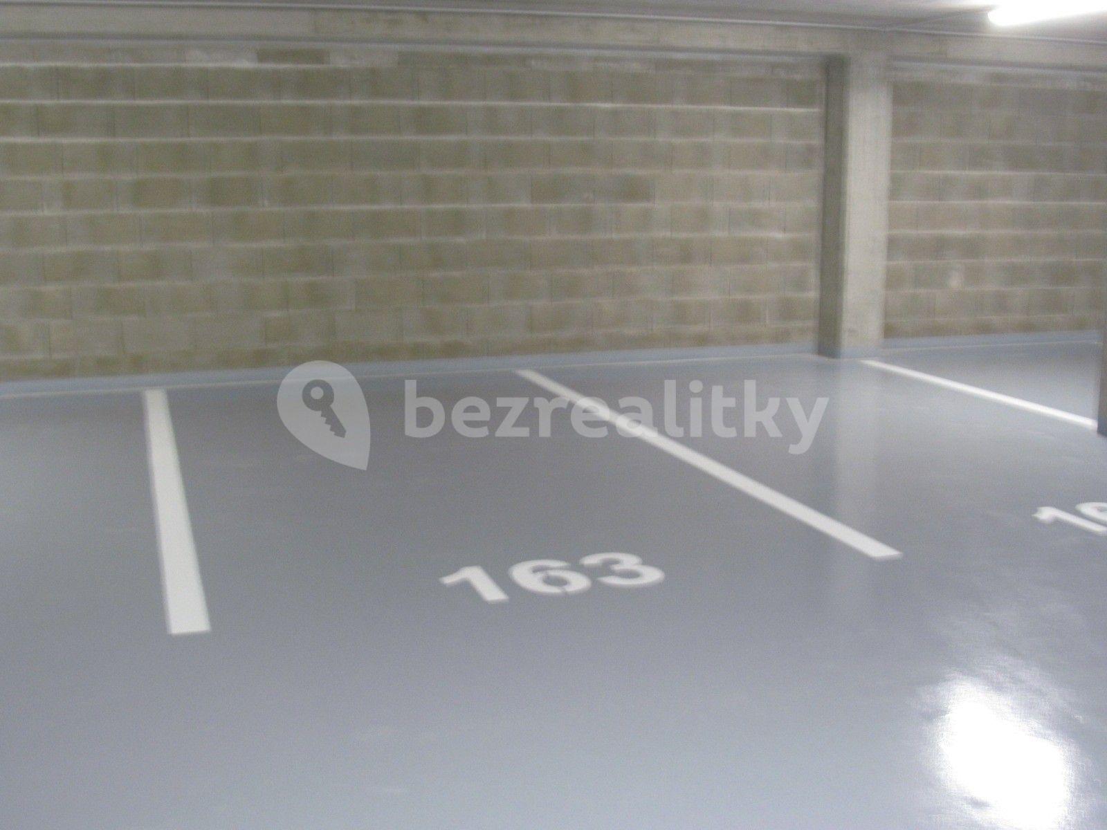 Prenájom garáže 13 m², Čerpadlová, Praha, Praha