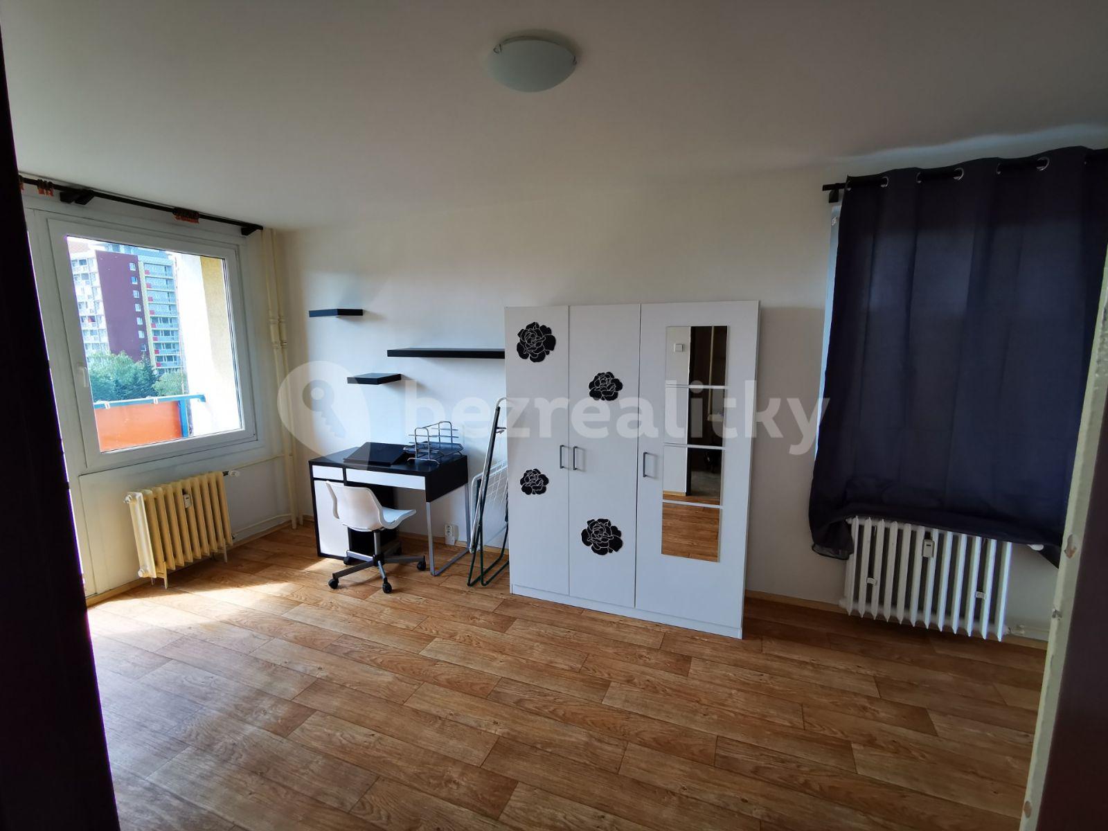 Prenájom bytu 3-izbový 77 m², Slancova, Praha, Praha