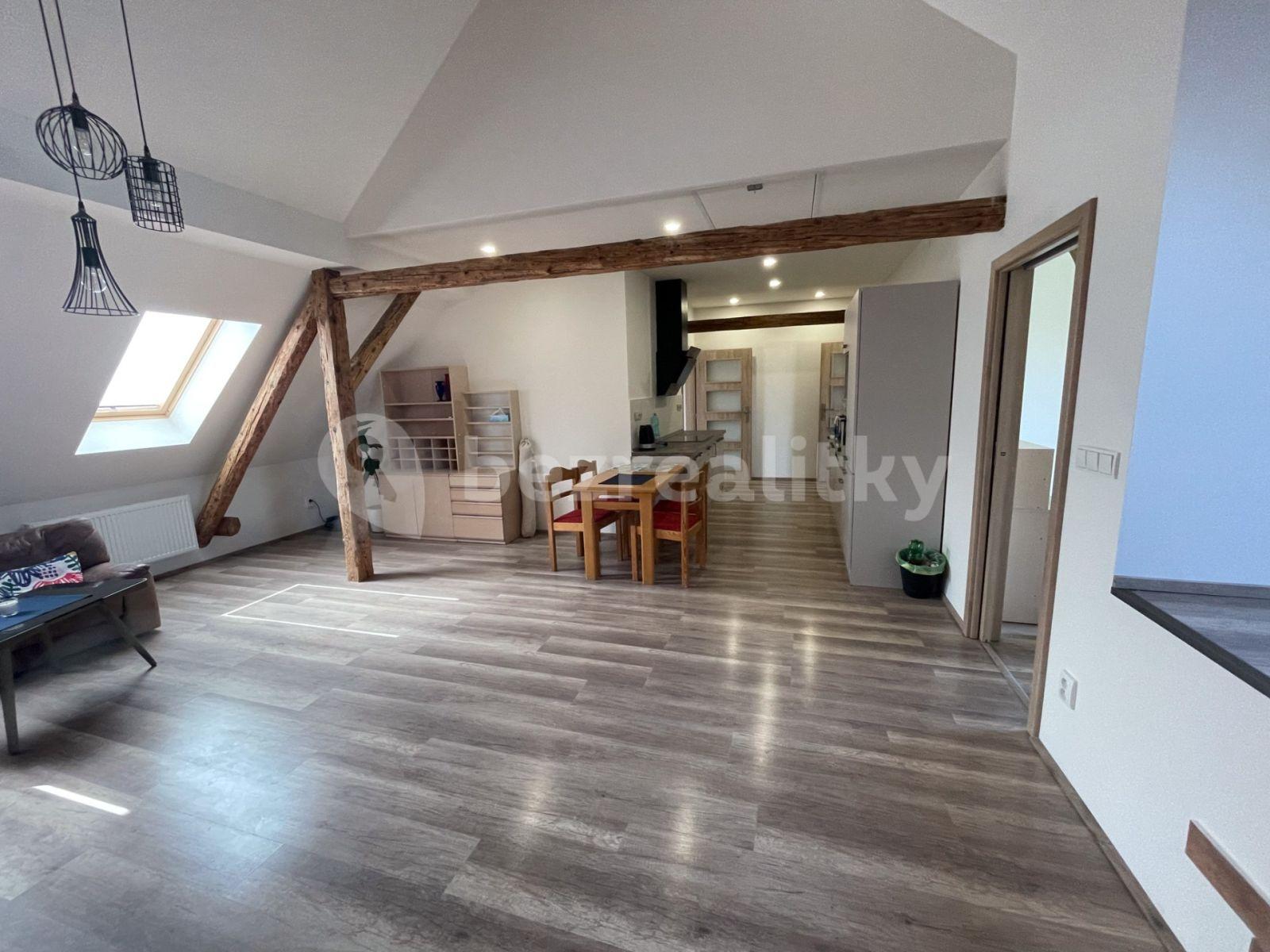 Prenájom bytu 3-izbový 80 m², Purkyňova, Brno, Jihomoravský kraj