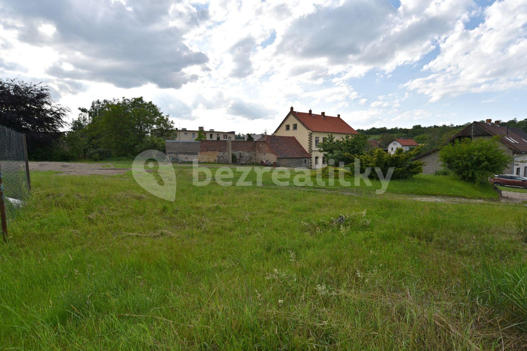 Predaj pozemku 1.437 m², Třebusice, Středočeský kraj