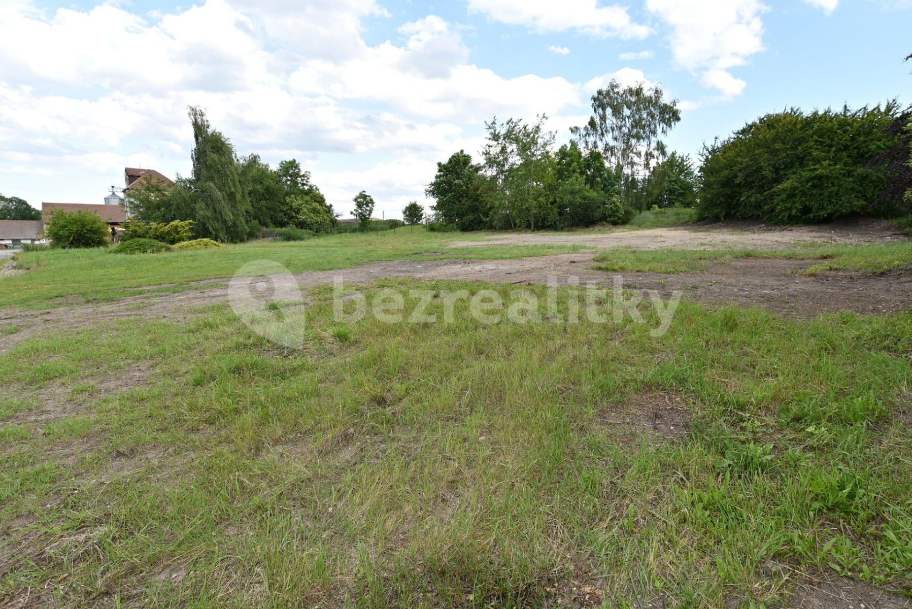 Predaj pozemku 1.437 m², Třebusice, Středočeský kraj