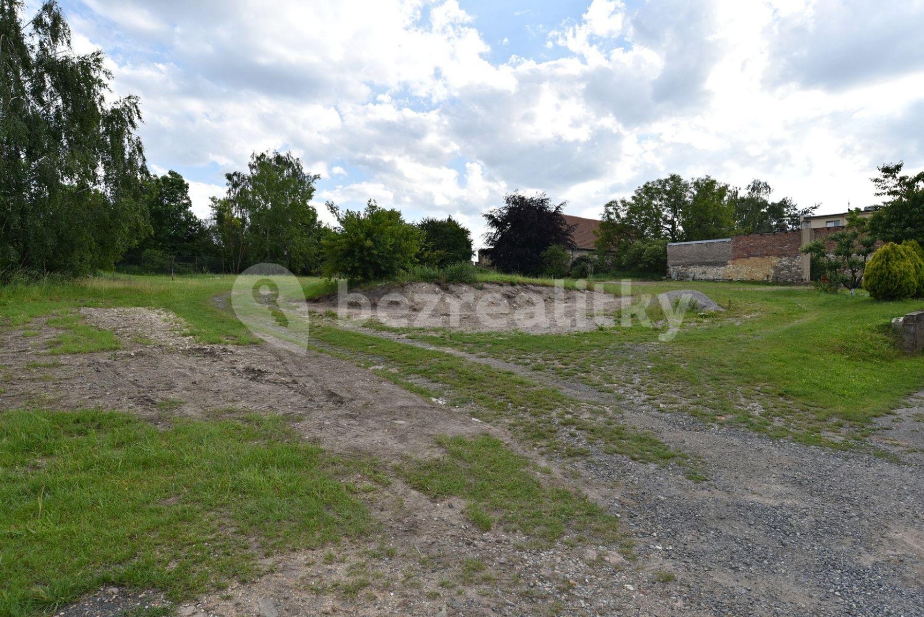 Predaj pozemku 1.437 m², Třebusice, Středočeský kraj