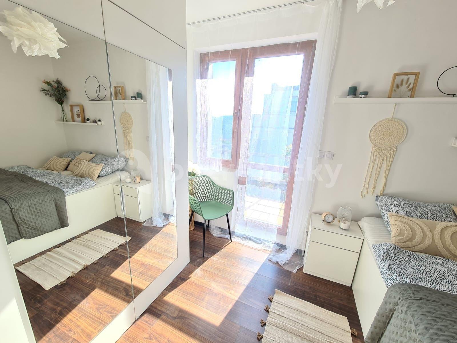 Prenájom bytu 2-izbový 51 m², Mošnova, Praha, Praha