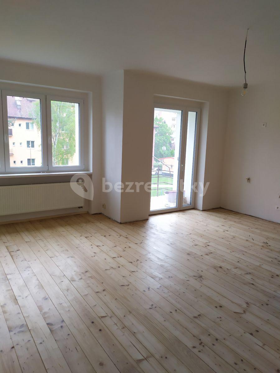 Predaj bytu 3-izbový 77 m², Kpt. Jaroše, Beroun, Středočeský kraj