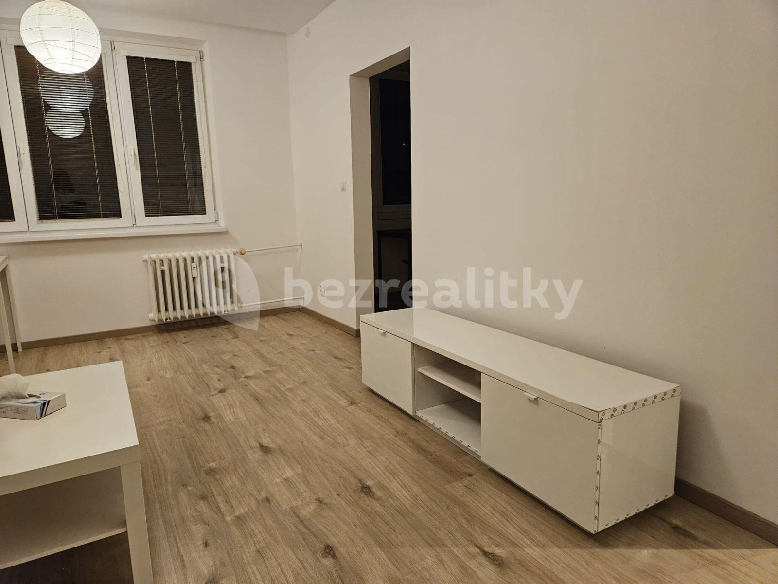 Prenájom bytu 2-izbový 55 m², Komárnická, Ružinov, Bratislavský kraj